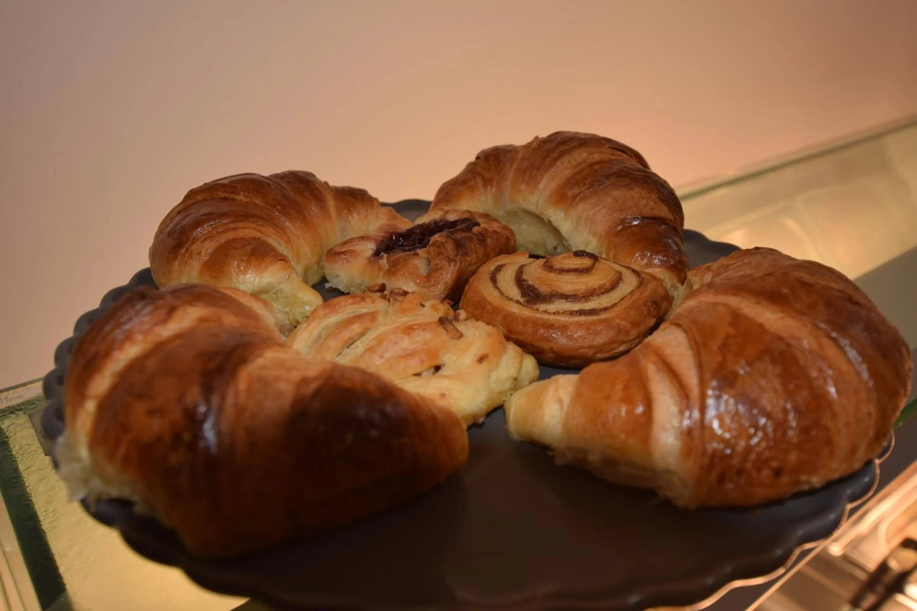 Food and drinks in Lucky 8 Hotel