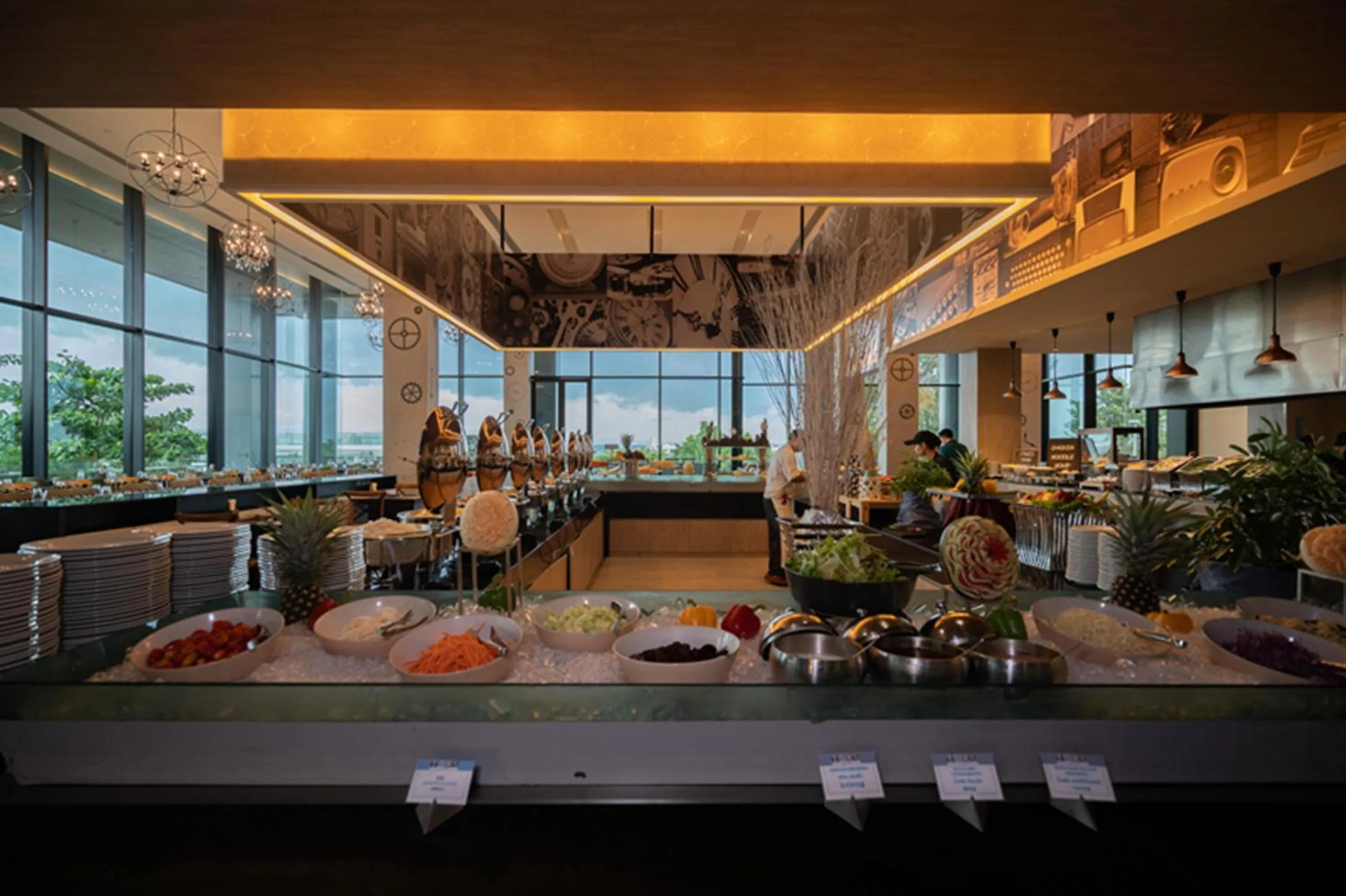 Food in Tsix5 Phenomenal Hotel Pattaya