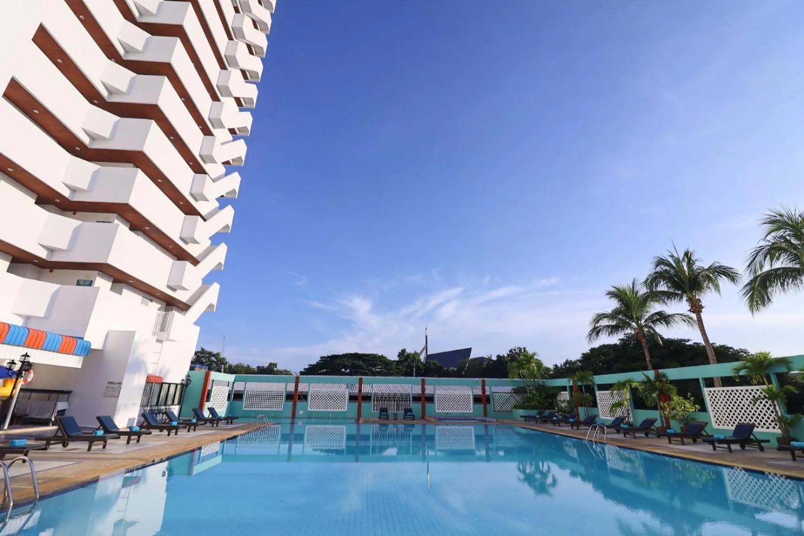 Swimming pool in Hua Hin Grand Hotel and Plaza - SHA Extra Plus