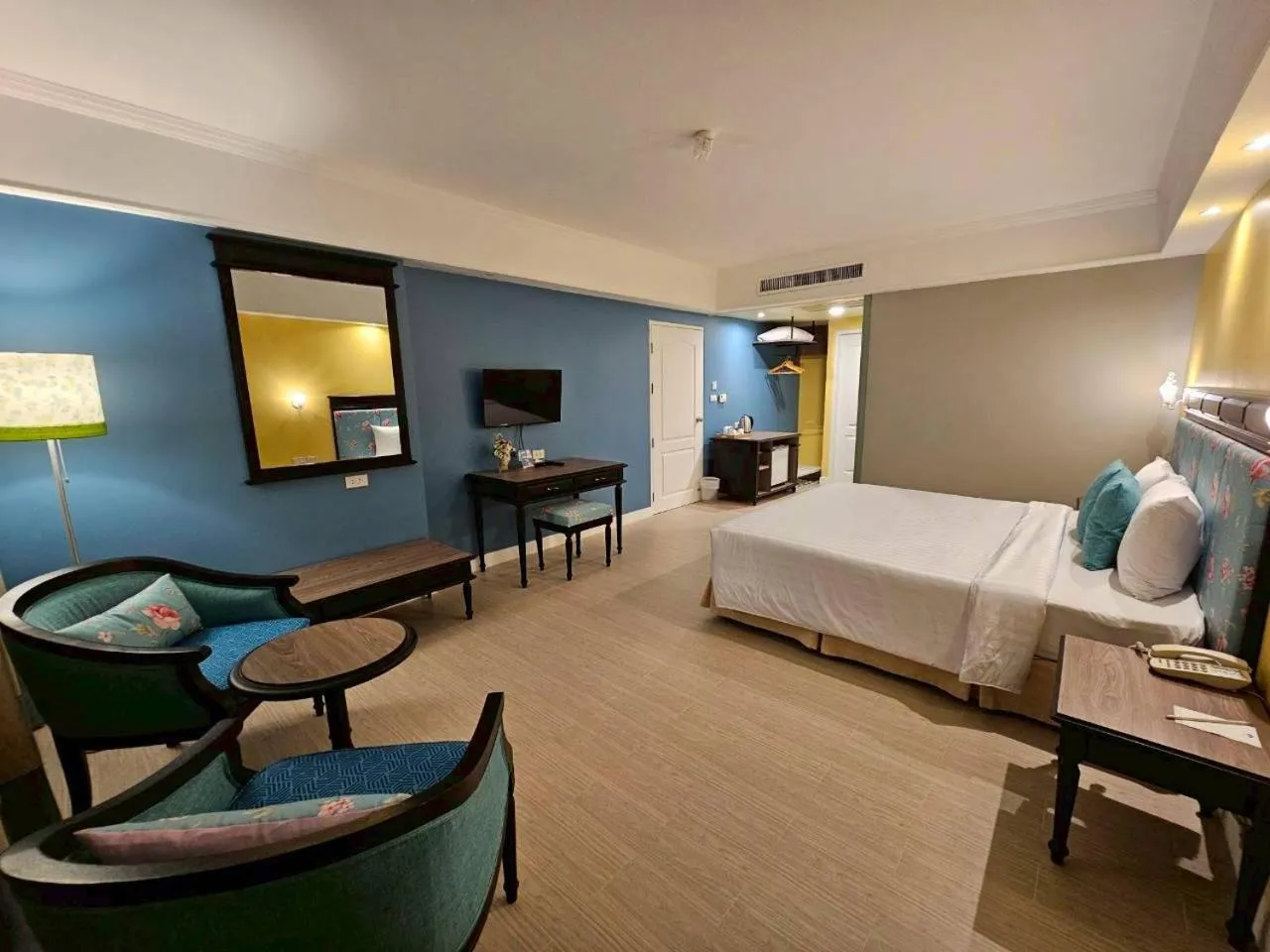 Bed in Hua Hin Grand Hotel and Plaza - SHA Extra Plus