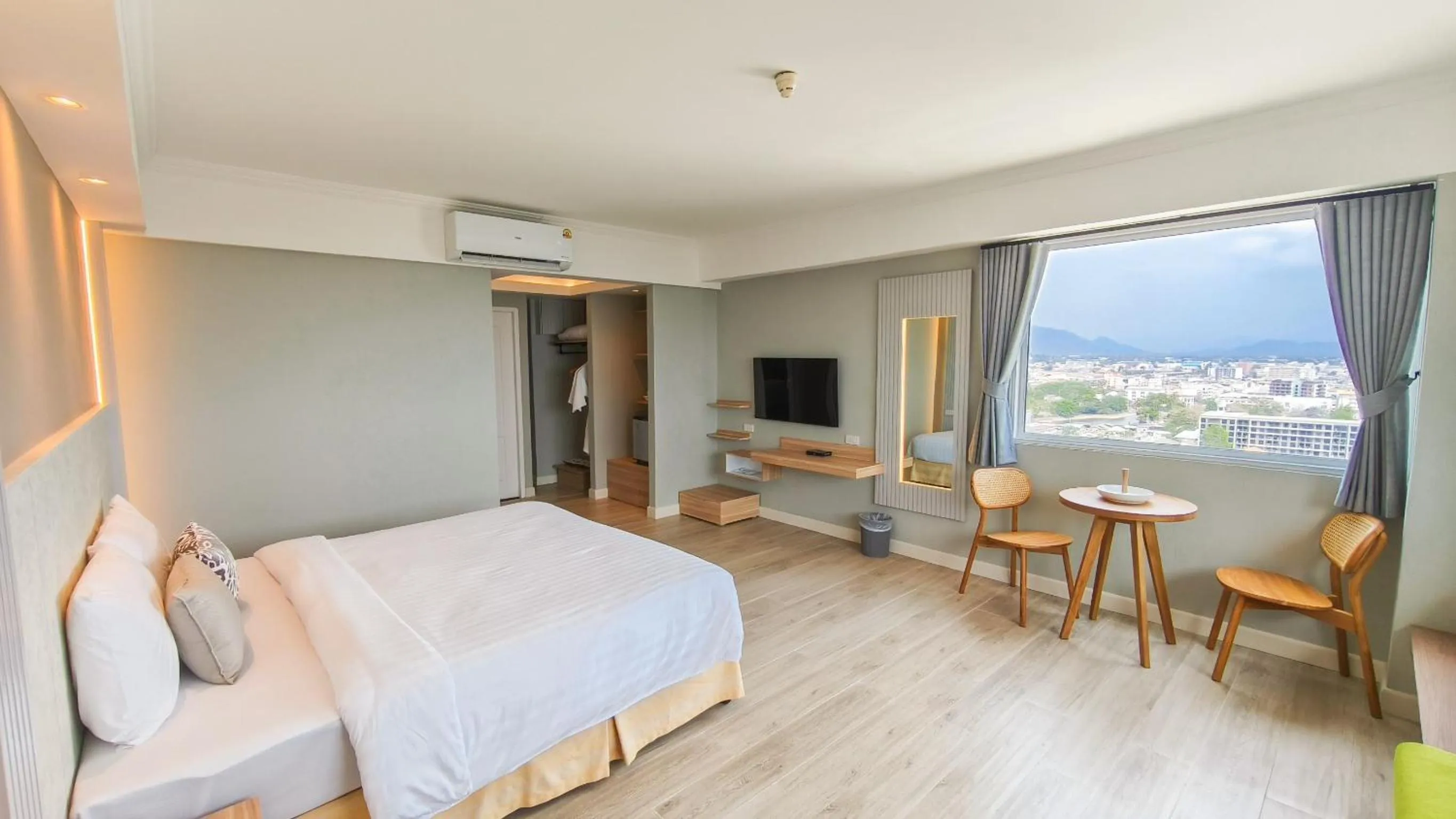 Bed in Hua Hin Grand Hotel and Plaza - SHA Extra Plus