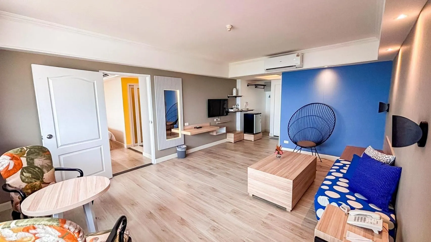 Living room in Hua Hin Grand Hotel and Plaza - SHA Extra Plus