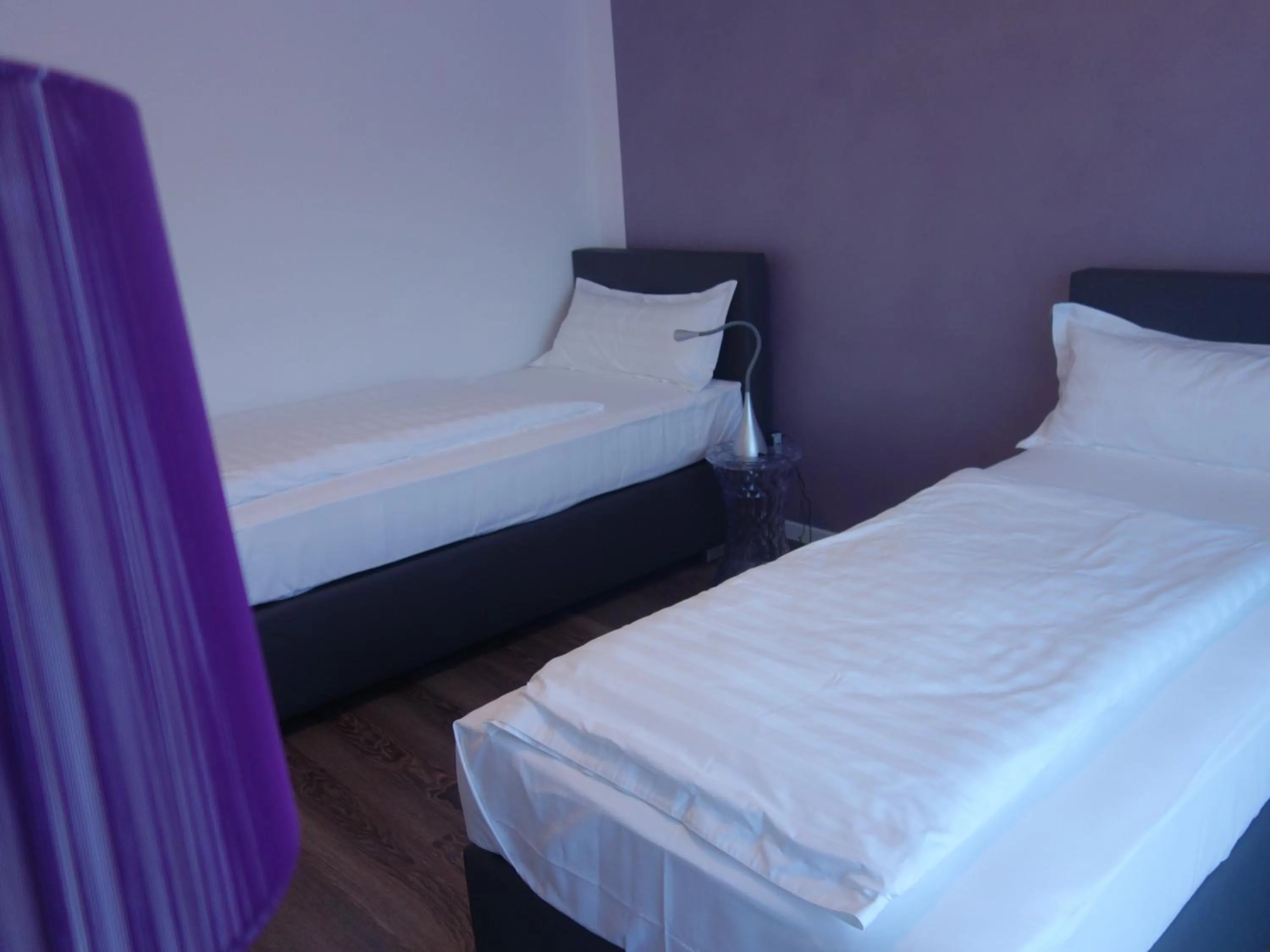 Bedroom, Bed in Victoria Living