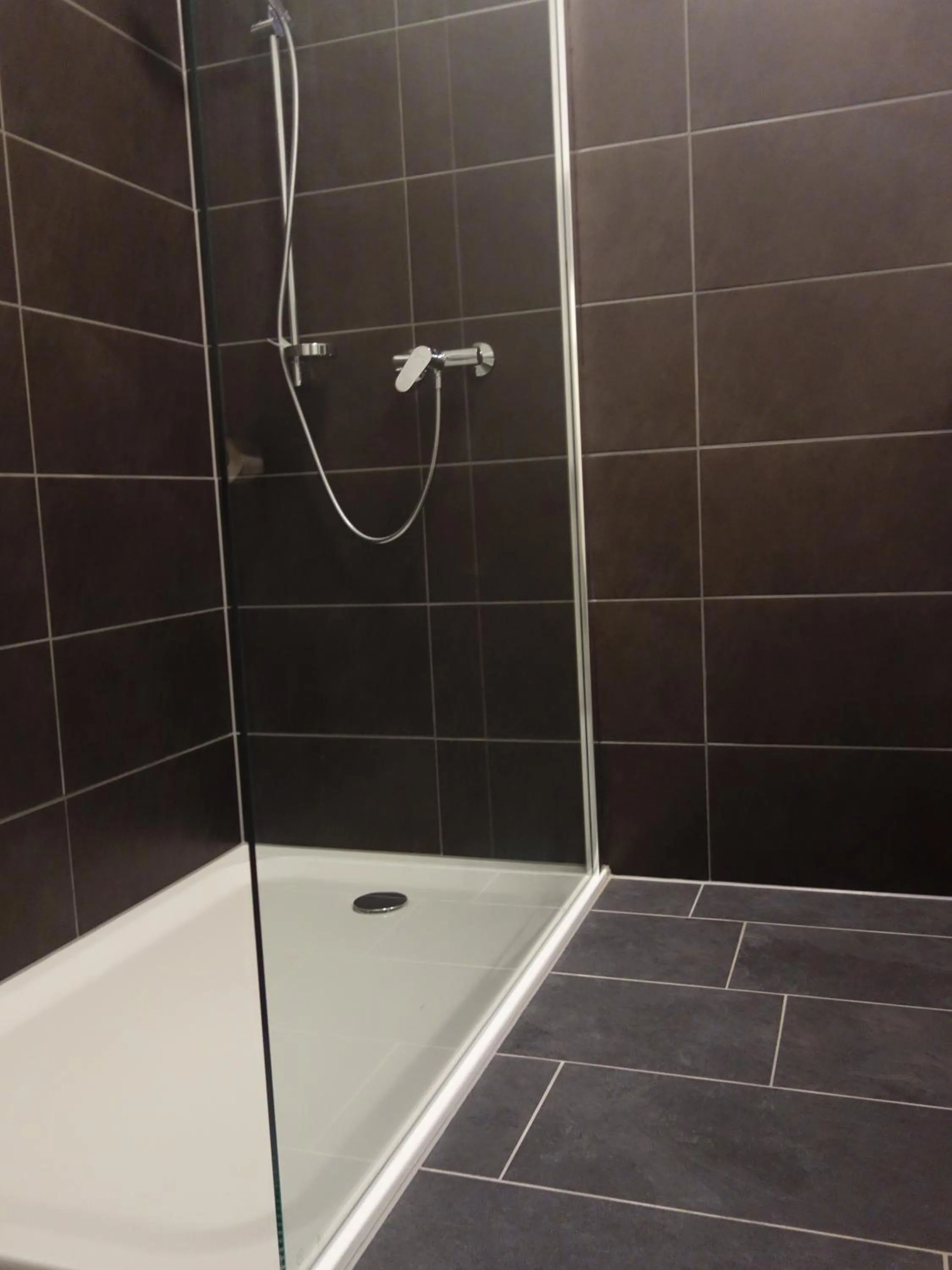 Shower in Victoria Living