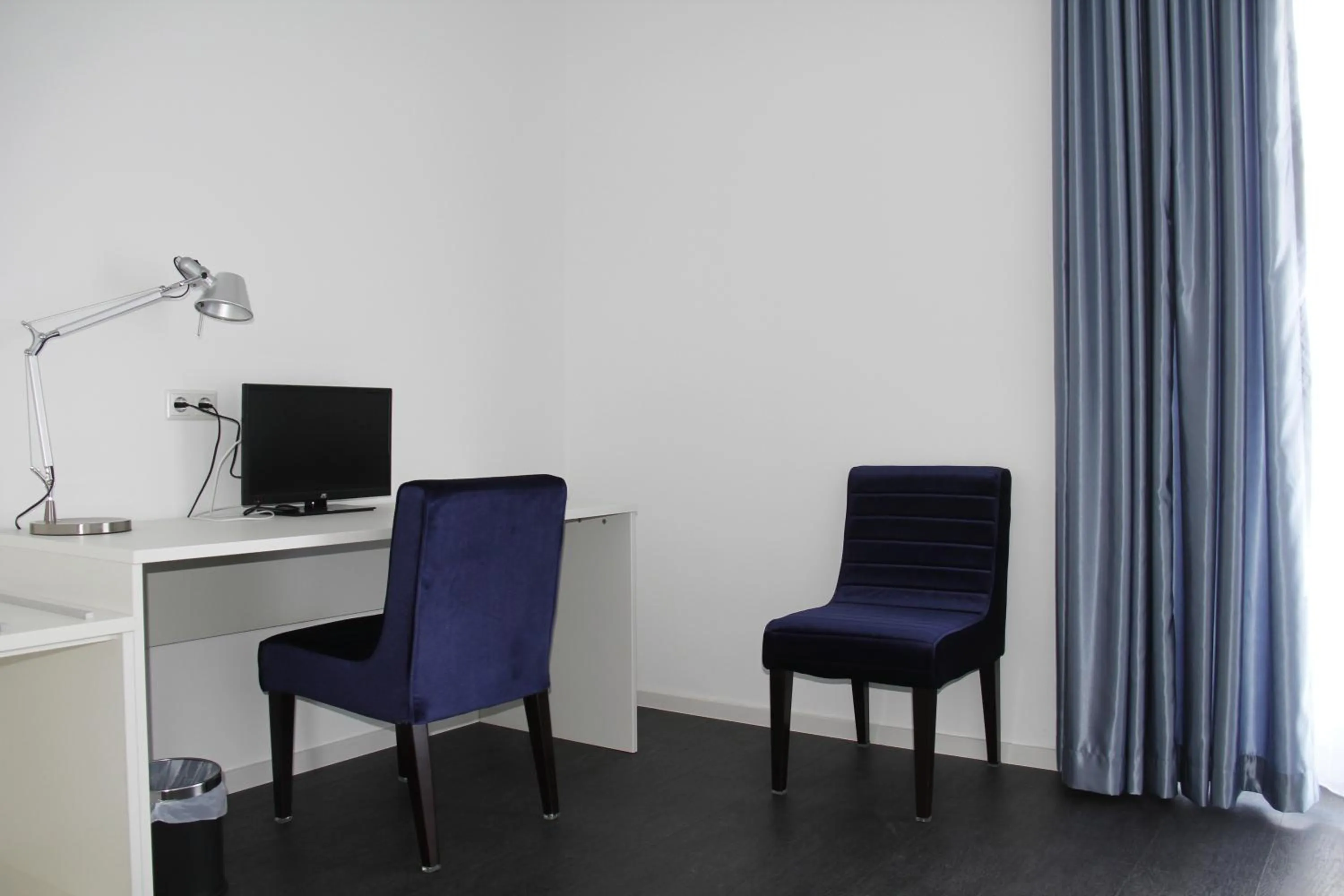 TV and multimedia in Victoria Living