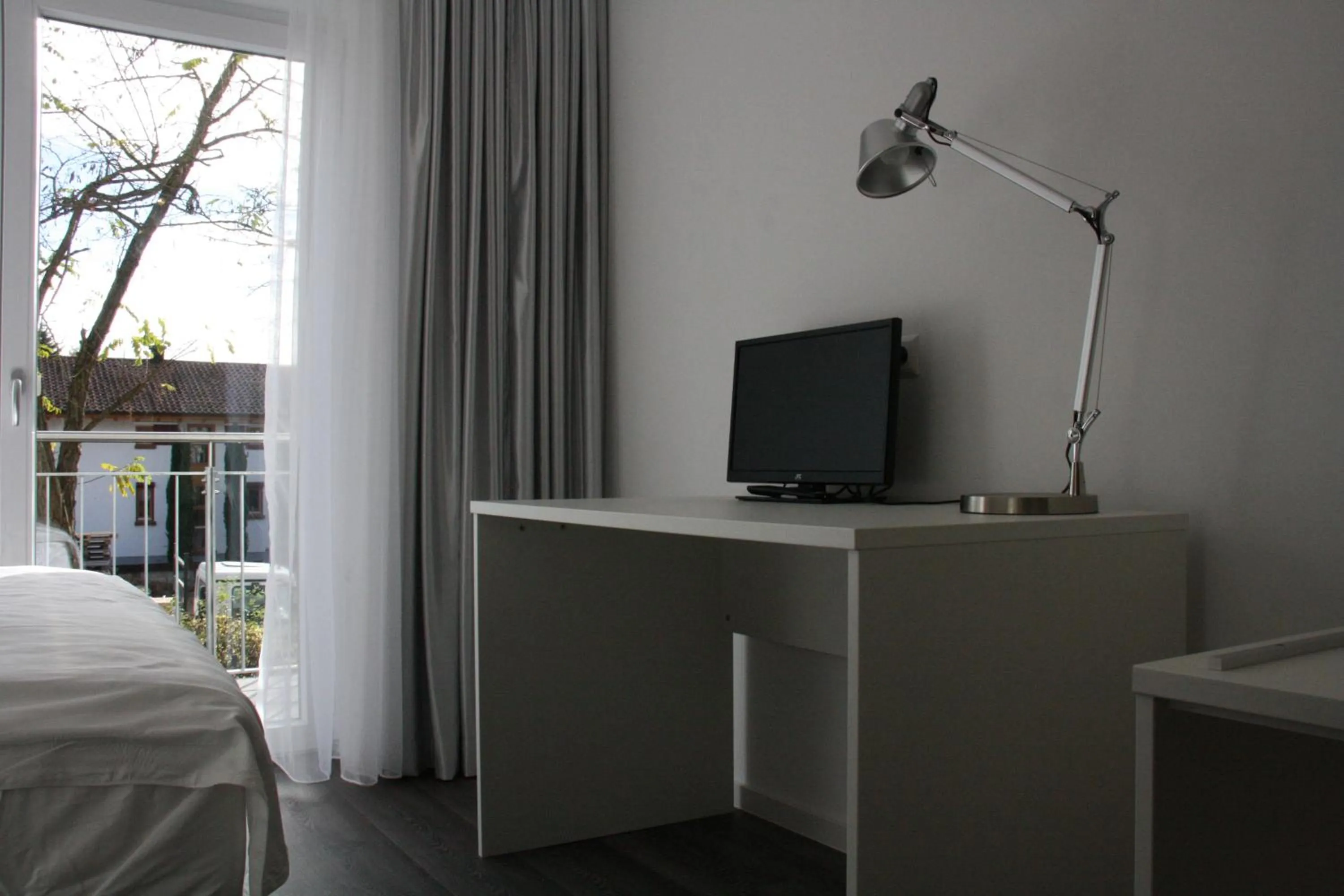 Day, Bed in Victoria Living