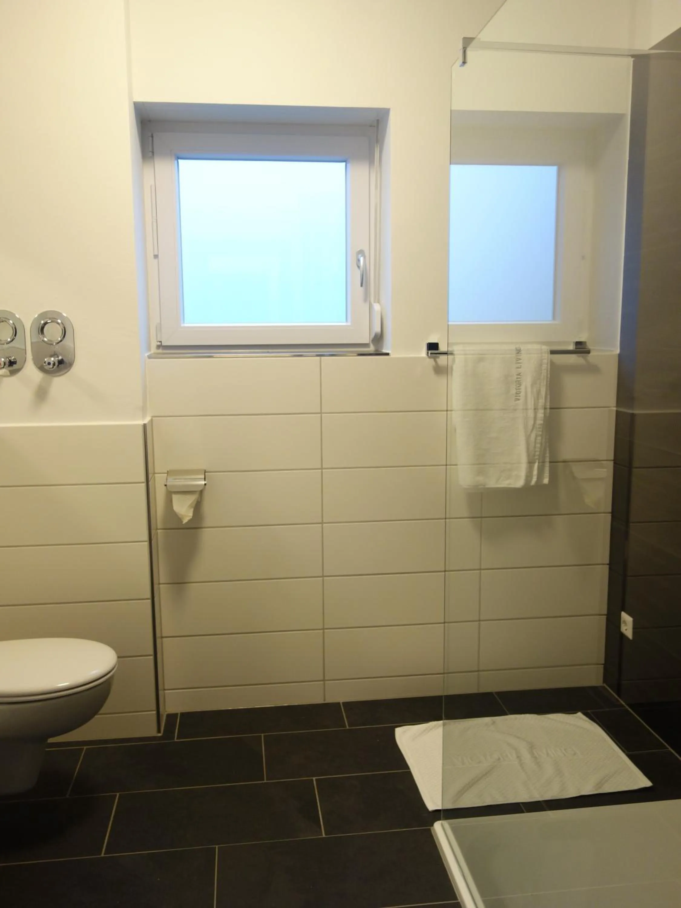 Toilet in Victoria Living