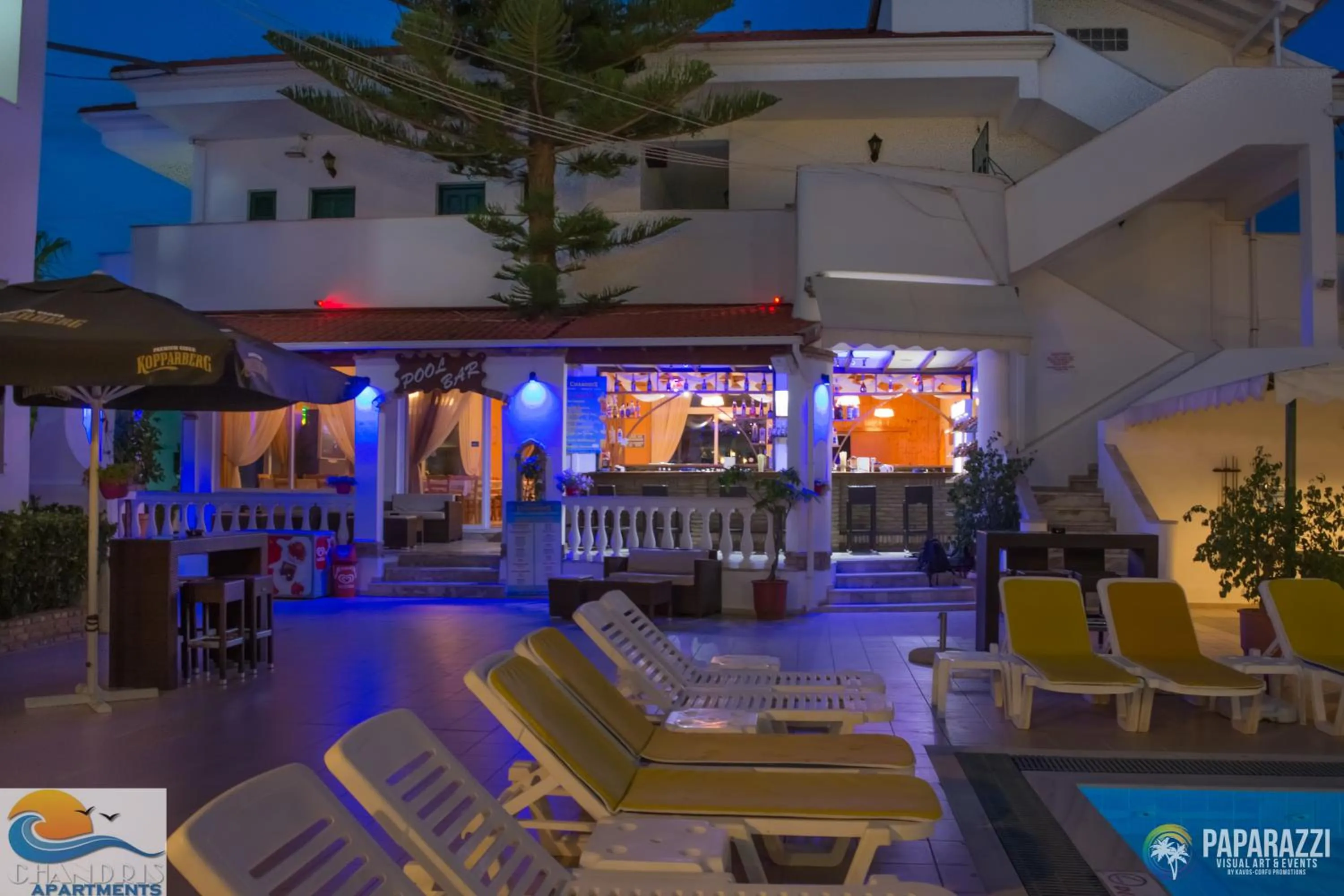 Lounge or bar in Chandris Apartments