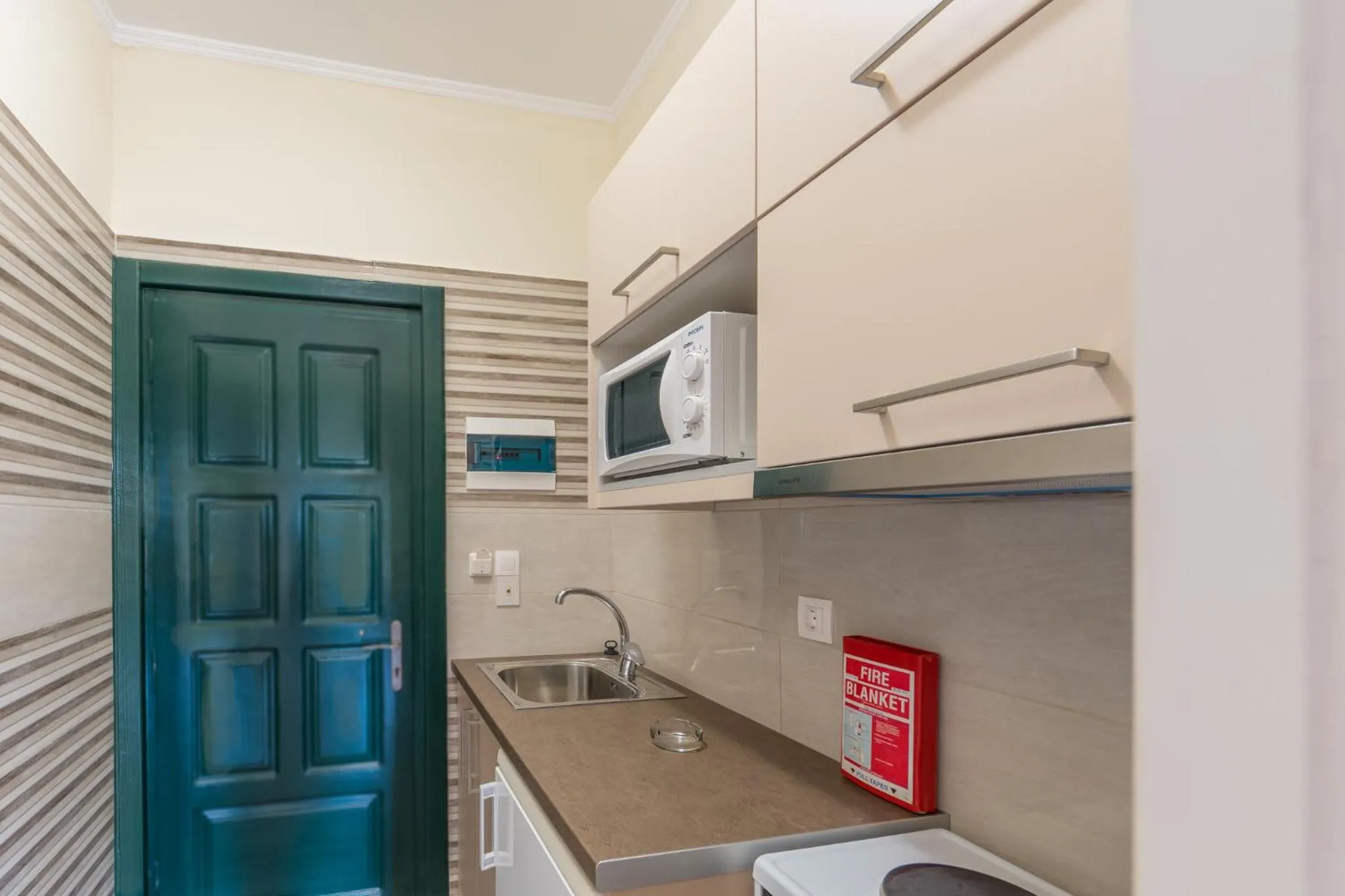Kitchen or kitchenette in Chandris Apartments