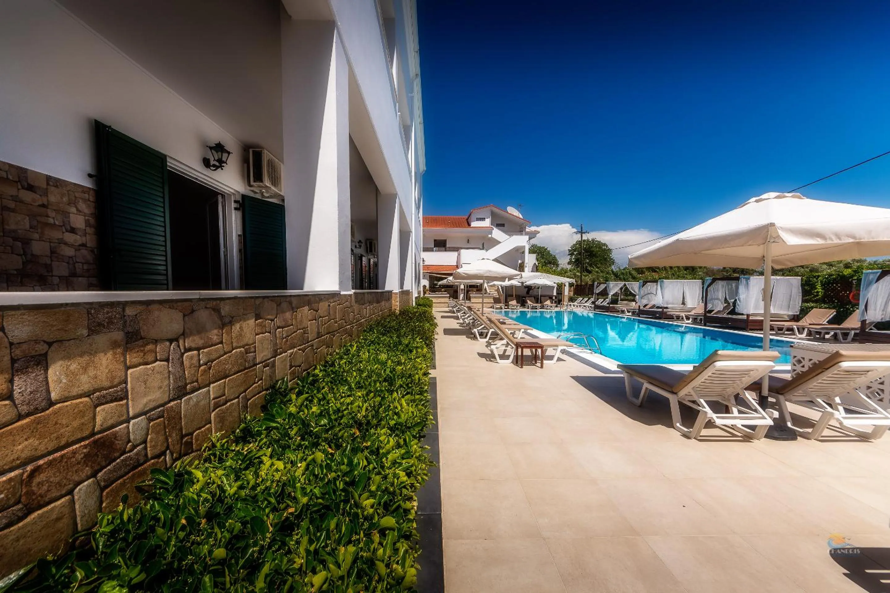 Swimming pool in Chandris Apartments