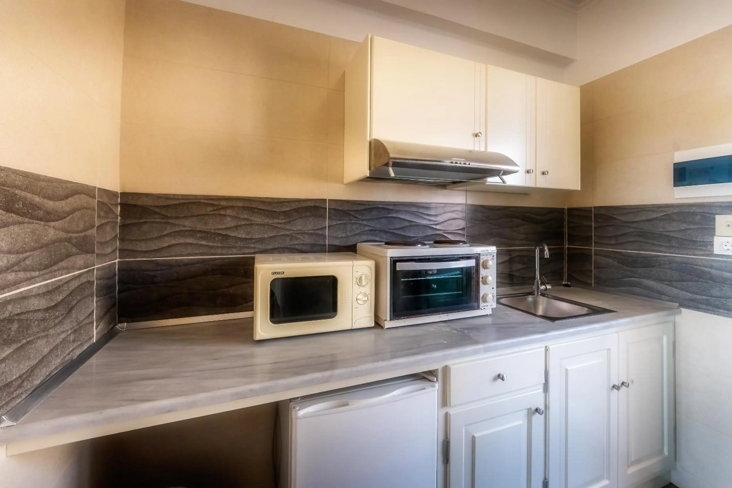 Kitchen or kitchenette in Chandris Apartments