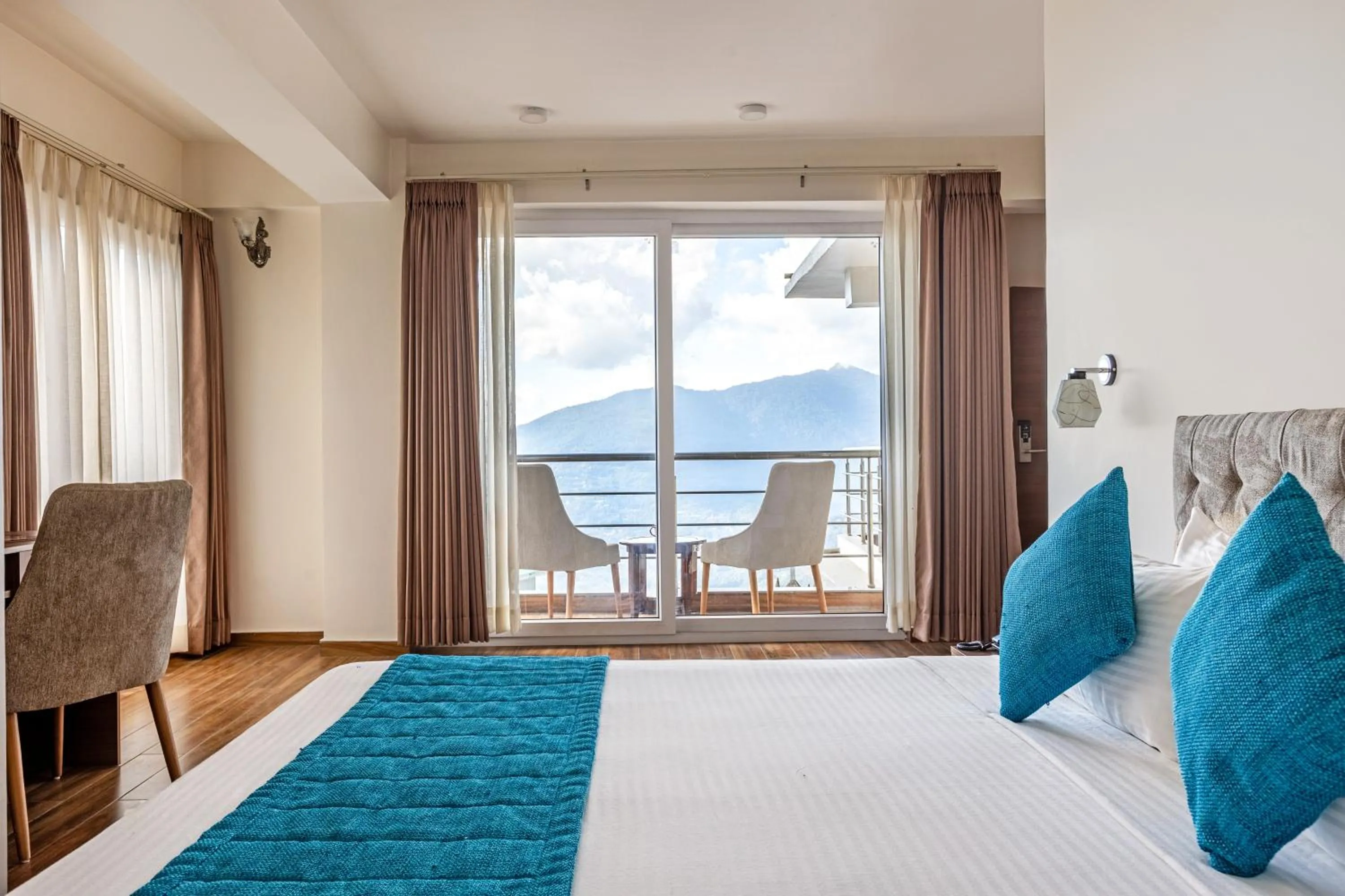Bedroom, Bed in Sterling Mount Olive Gangtok