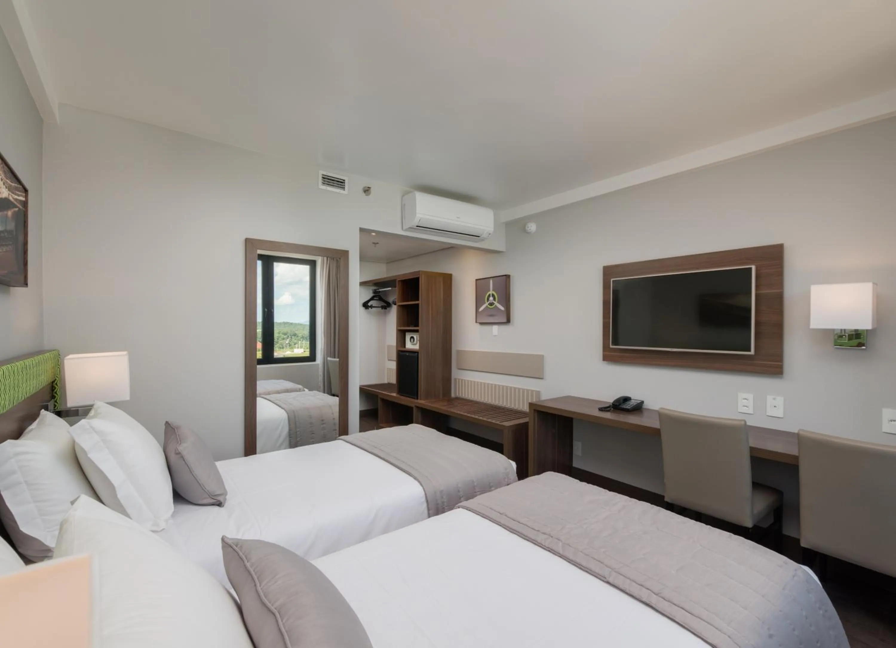 Bed in Linx Confins by Wish