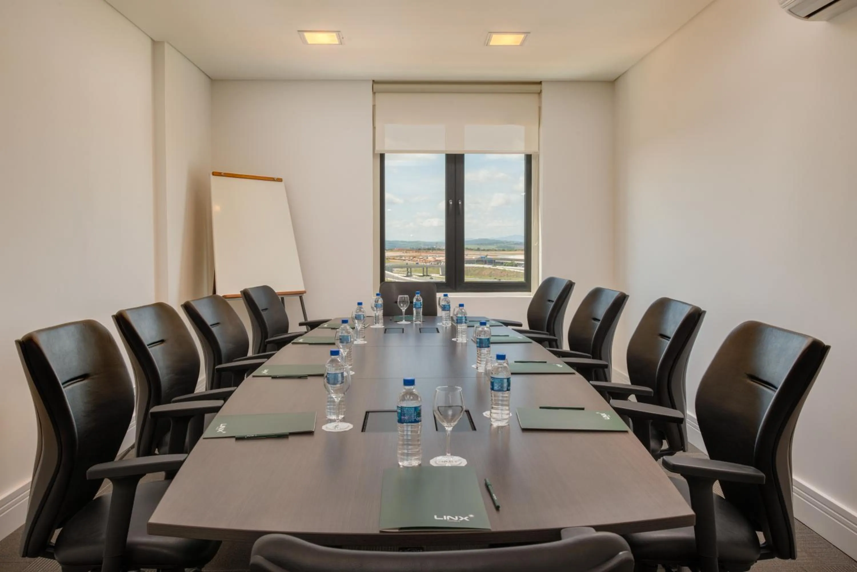 Banquet/Function facilities in Linx Confins by Wish