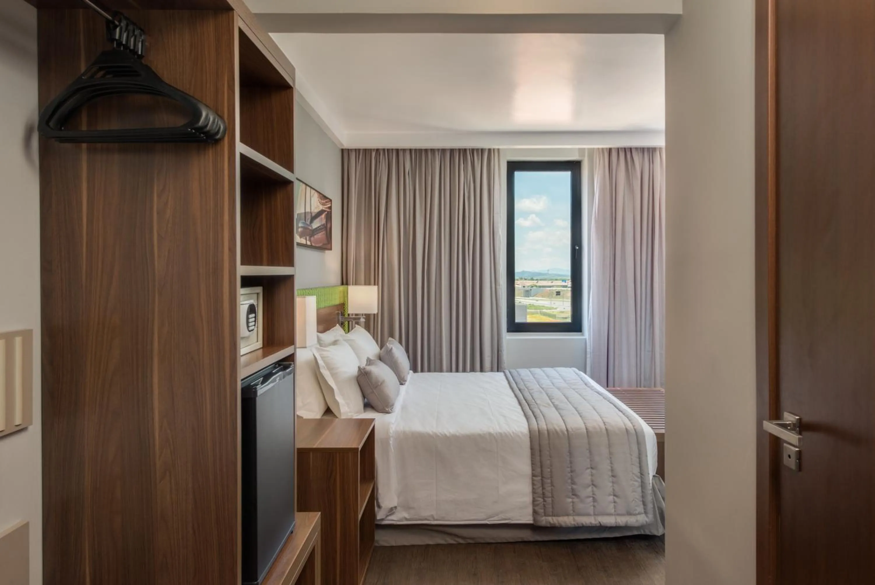 Bed in Linx Confins by Wish