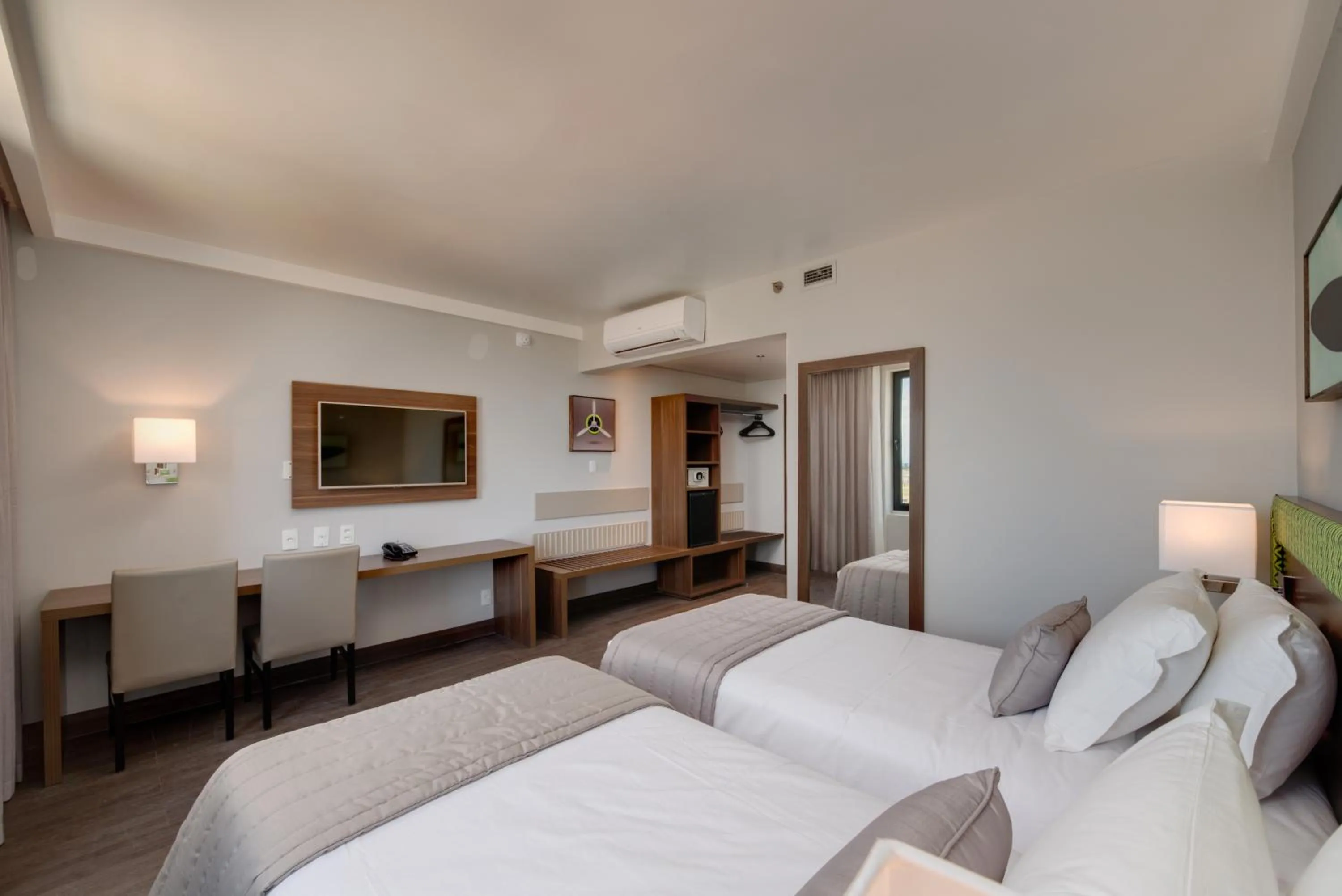 Bed in Linx Confins by Wish