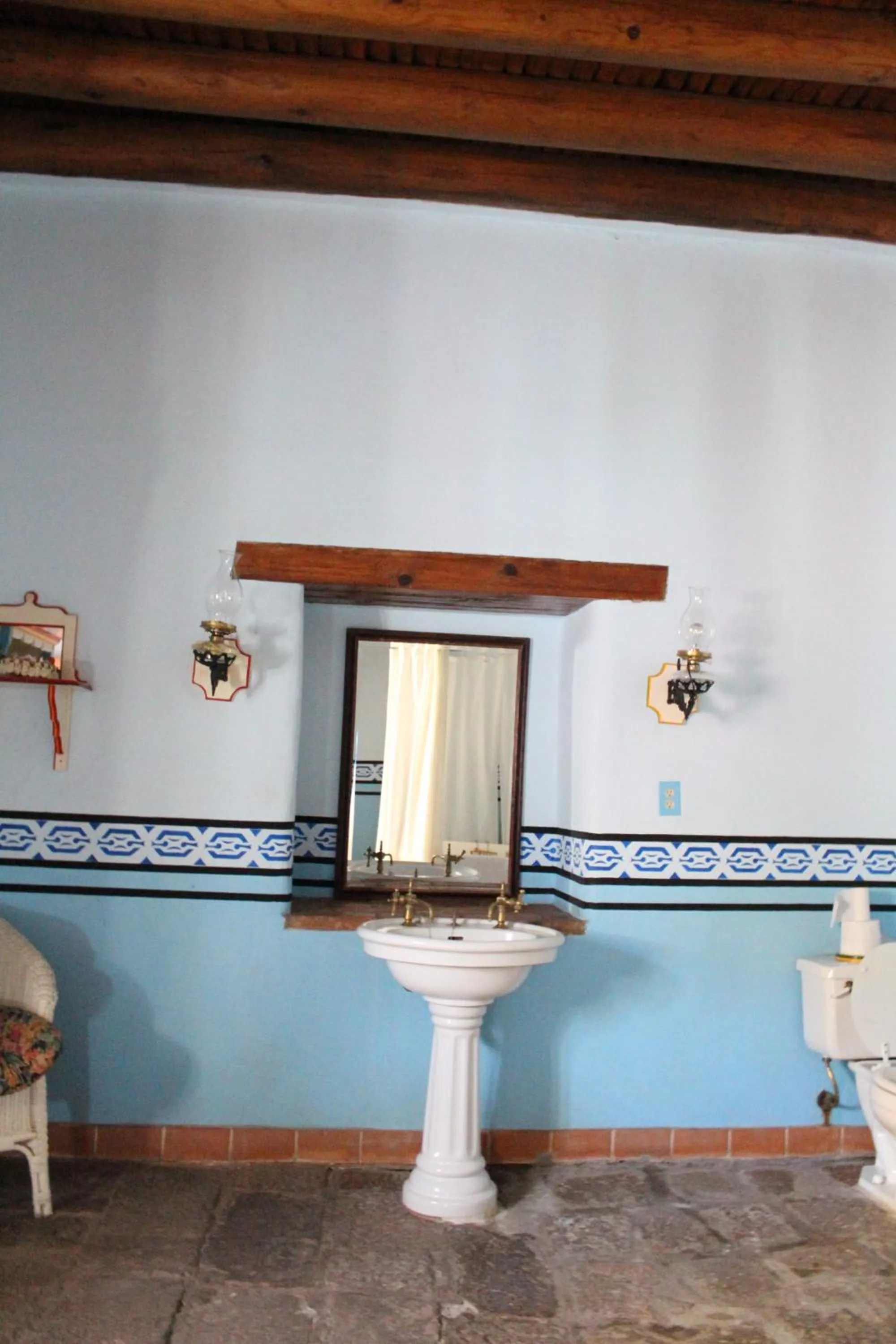 Bathroom in Copper Canyon Riverside Lodge