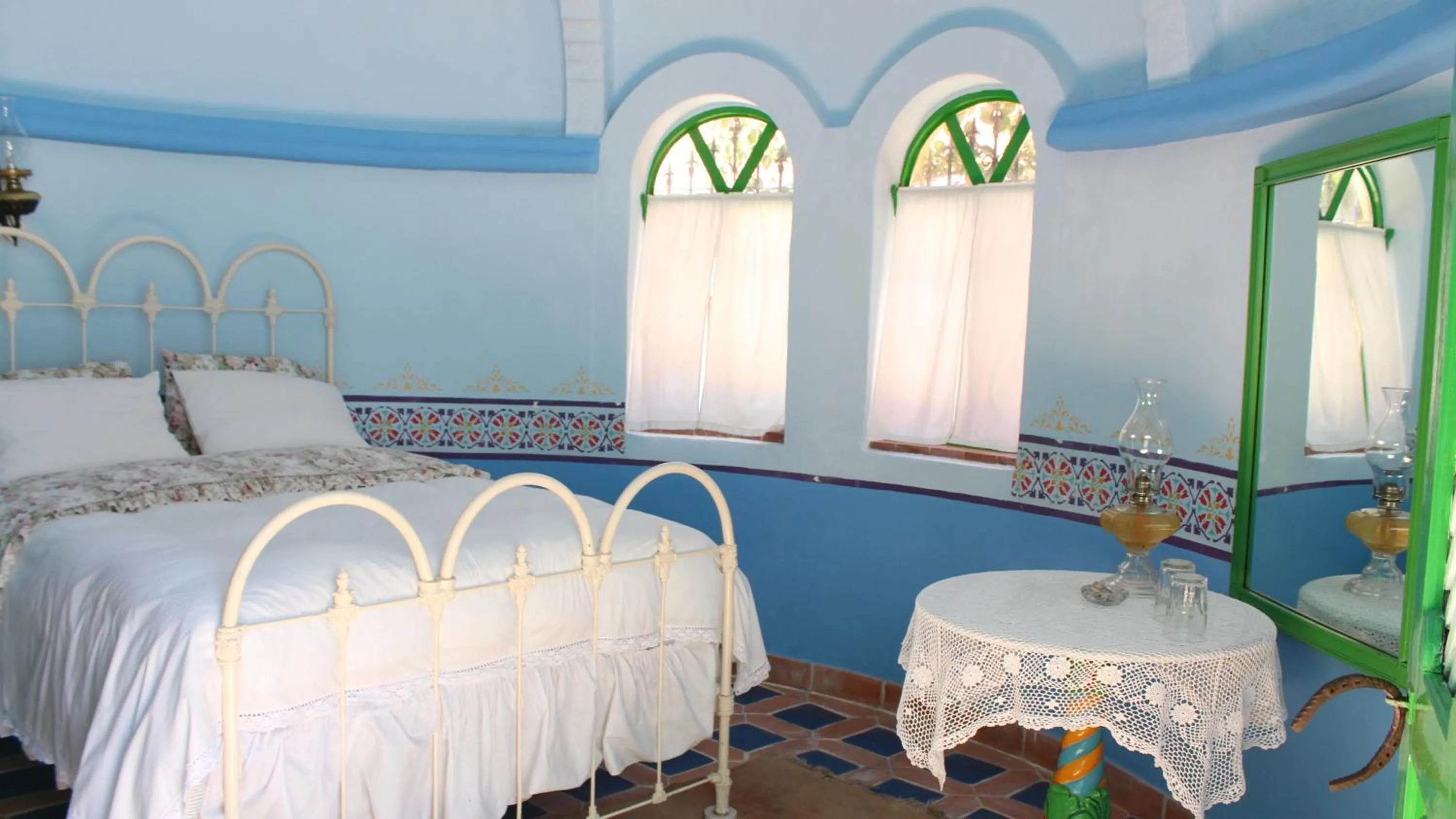 Bedroom, Bed in Copper Canyon Riverside Lodge
