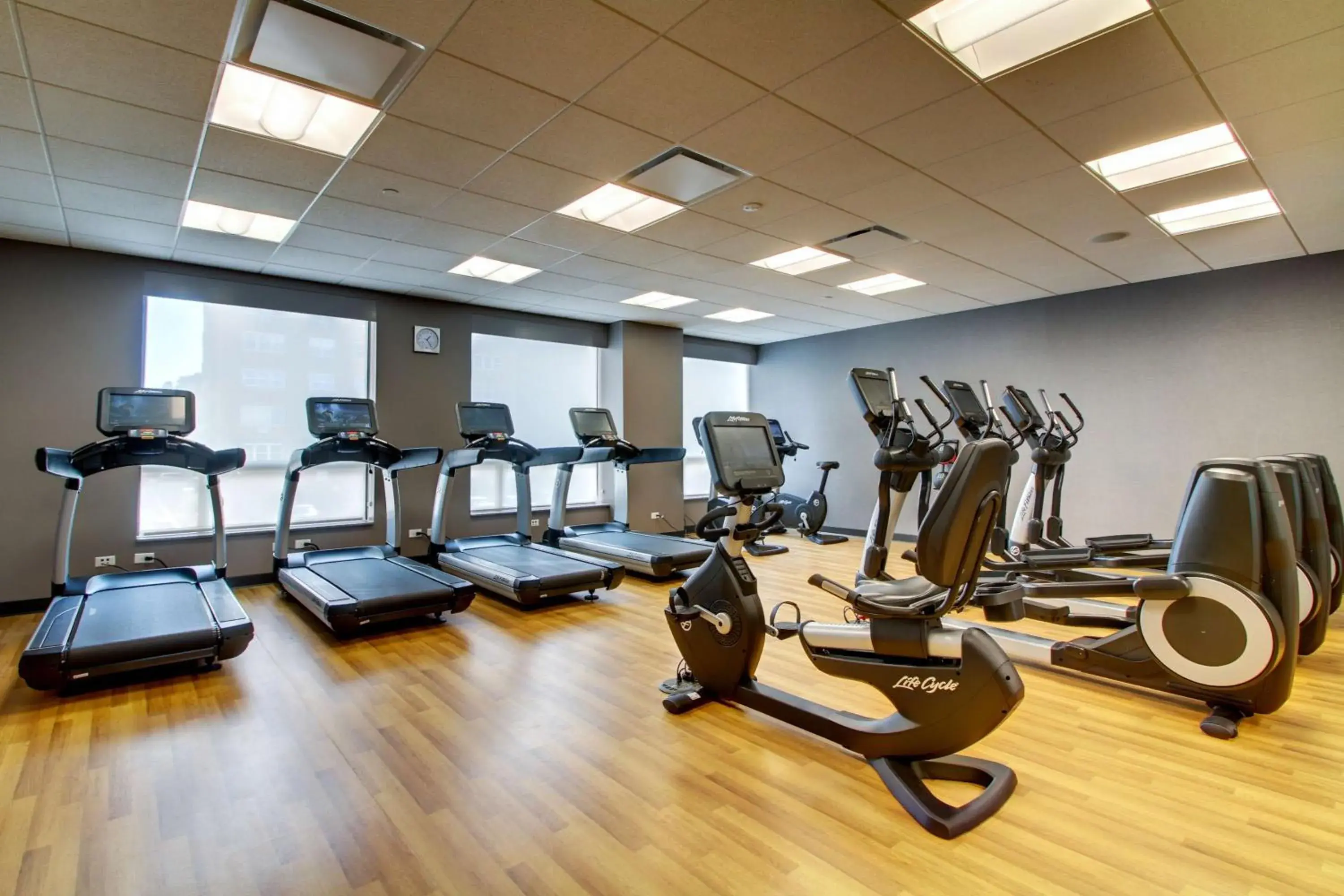 Fitness centre/facilities in Hyatt House Chicago/Evanston Fitness centre/facilities in Hyatt House Chicago/Evanston
