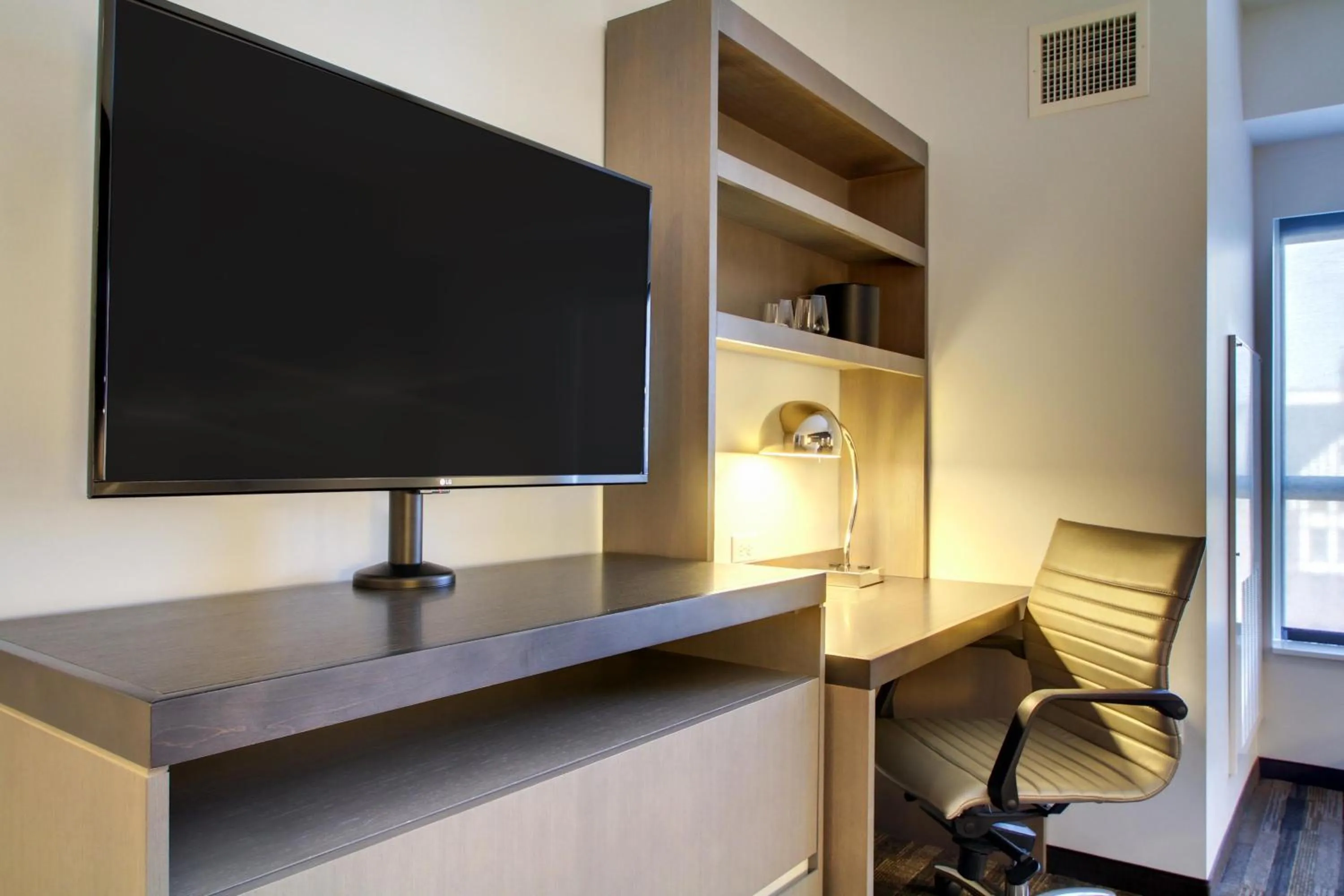 Bedroom in Hyatt House Chicago/Evanston
