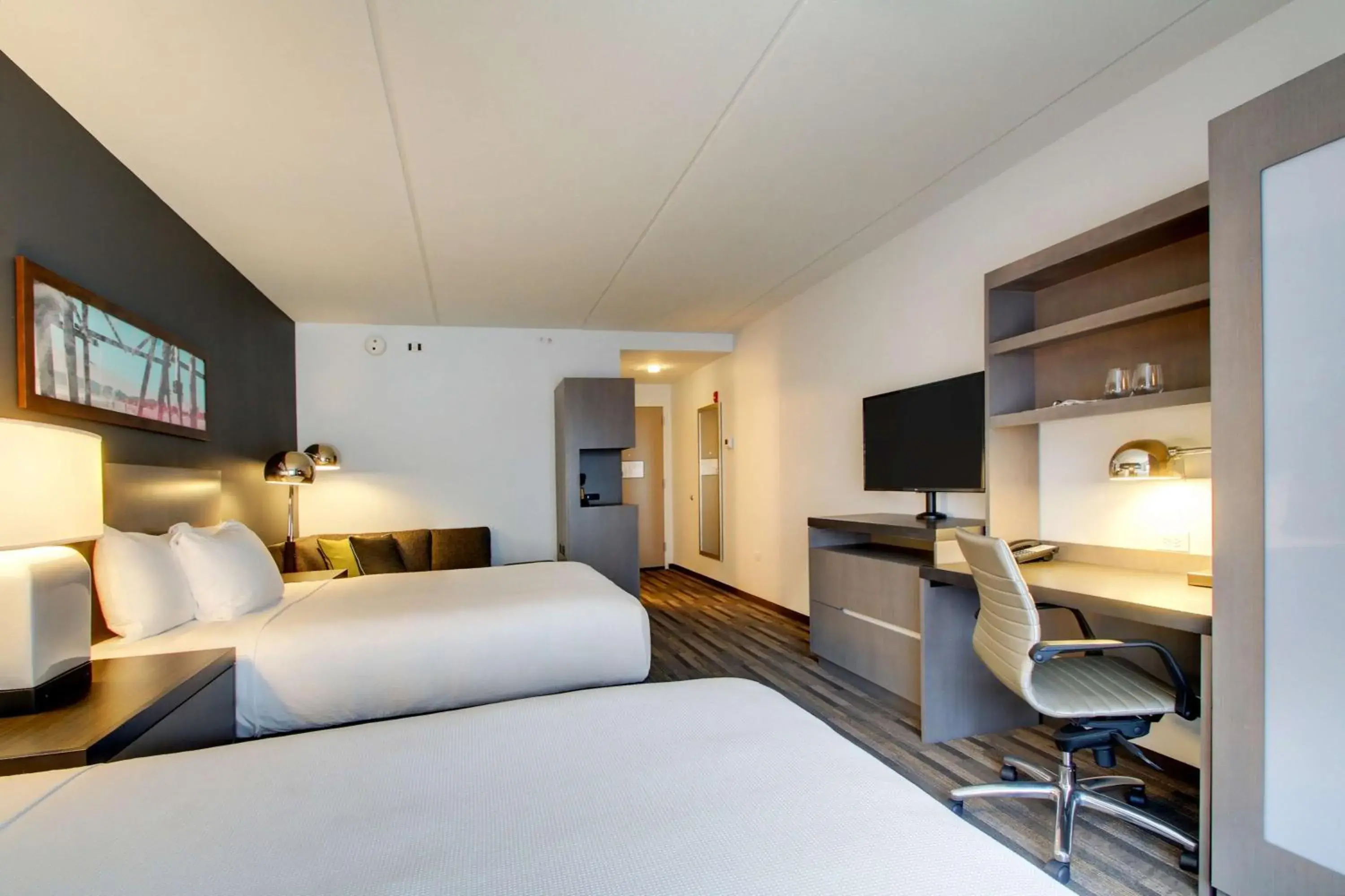 Bedroom, Bed in Hyatt House Chicago/Evanston Bedroom, Bed in Hyatt House Chicago/Evanston