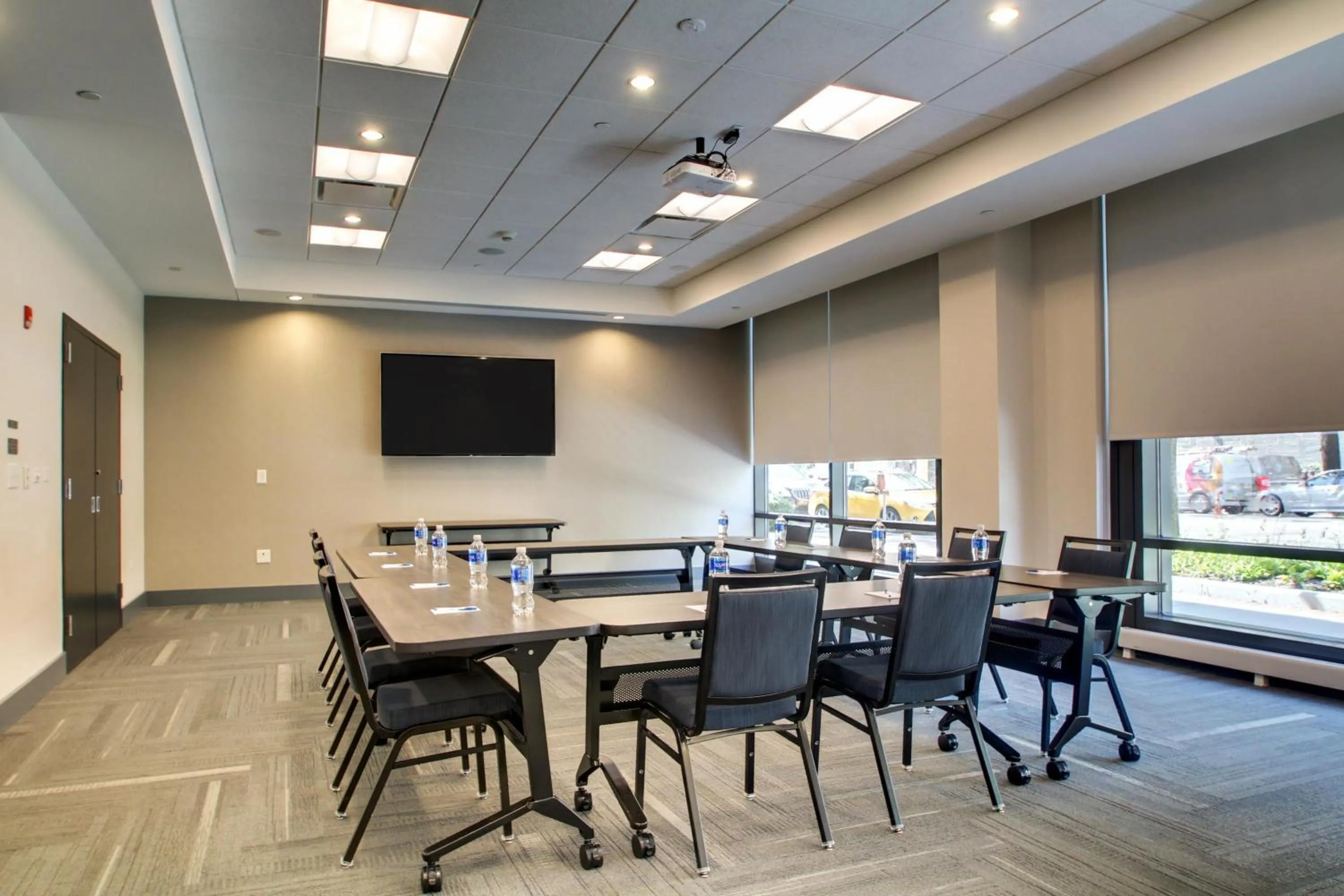 Meeting/conference room in Hyatt House Chicago/Evanston