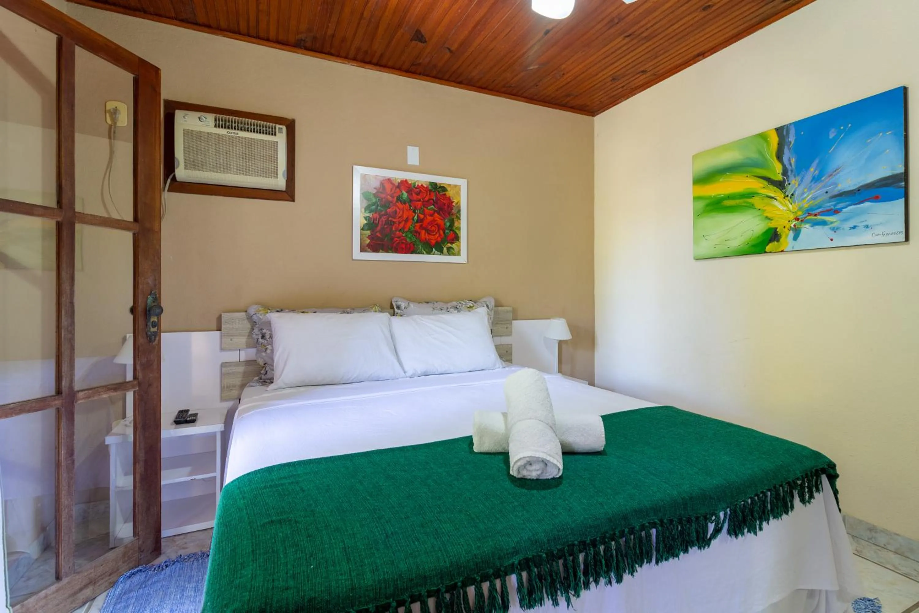 Bedroom, Bed in Pousada Recanto da Terra