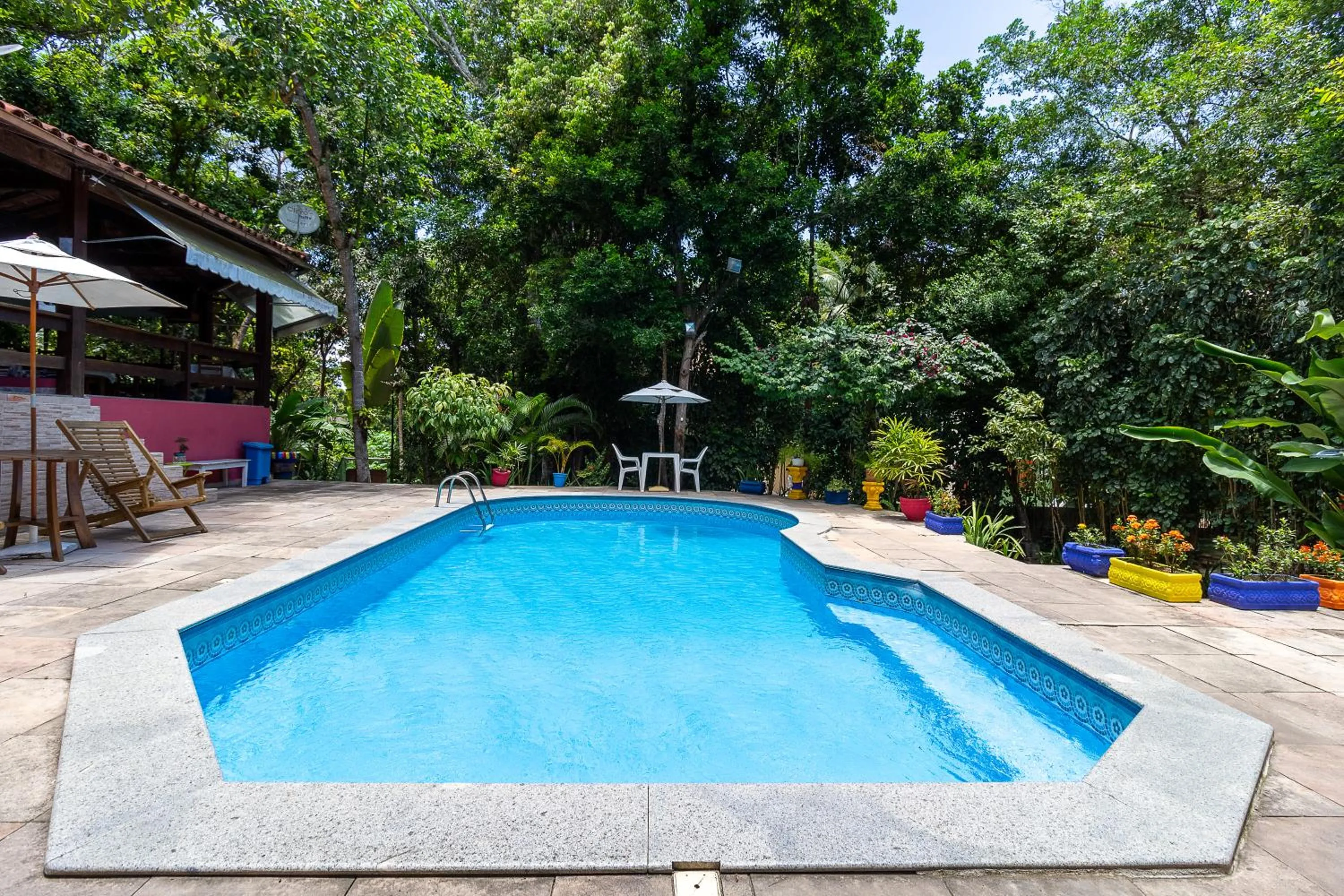Swimming pool in Pousada Recanto da Terra
