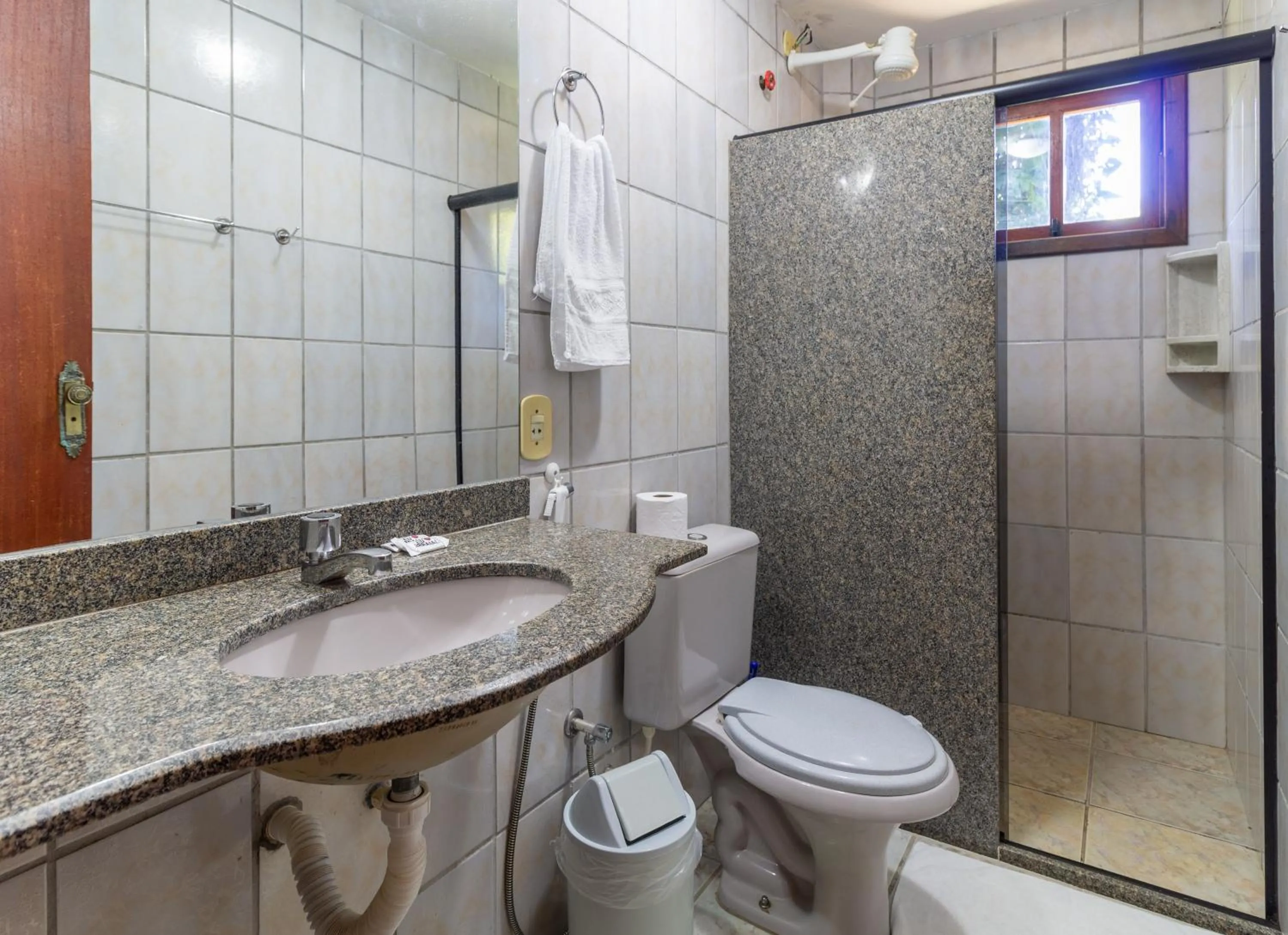 Bathroom in Pousada Recanto da Terra