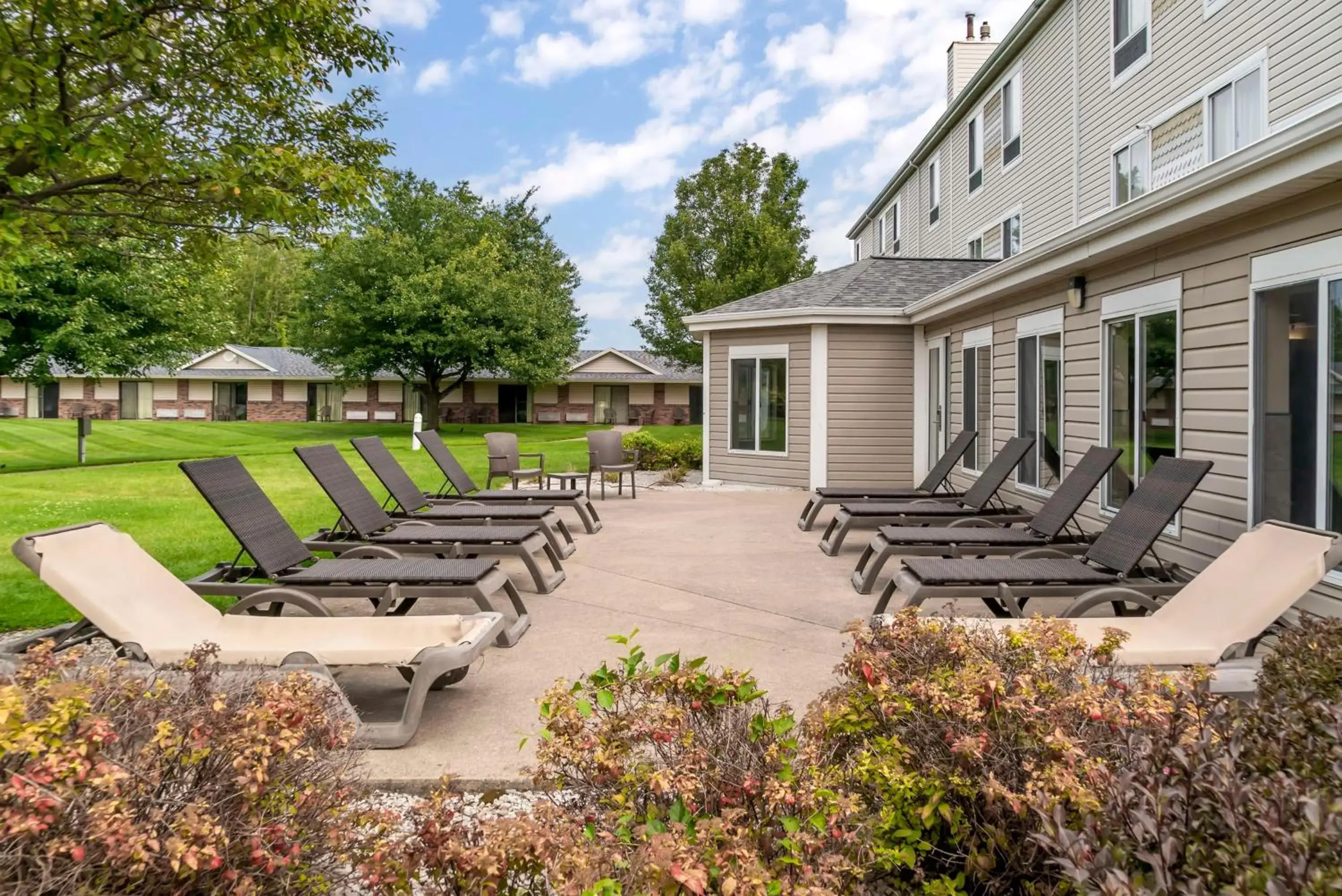 Property building in Best Western Beacon Inn Property building in Best Western Beacon Inn