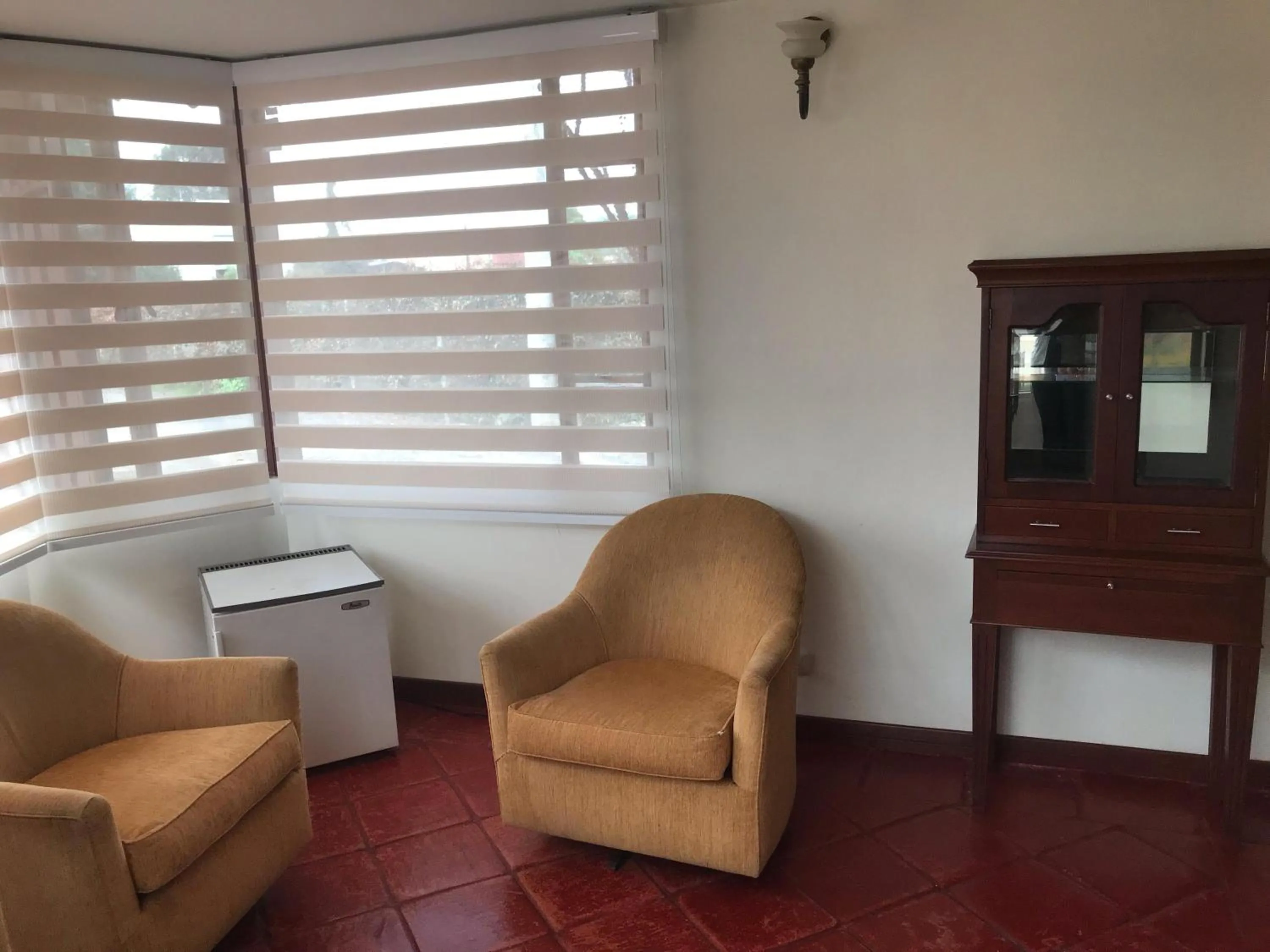 Large Double Room in hotel el portal de las Flores, Alojamiento Rural