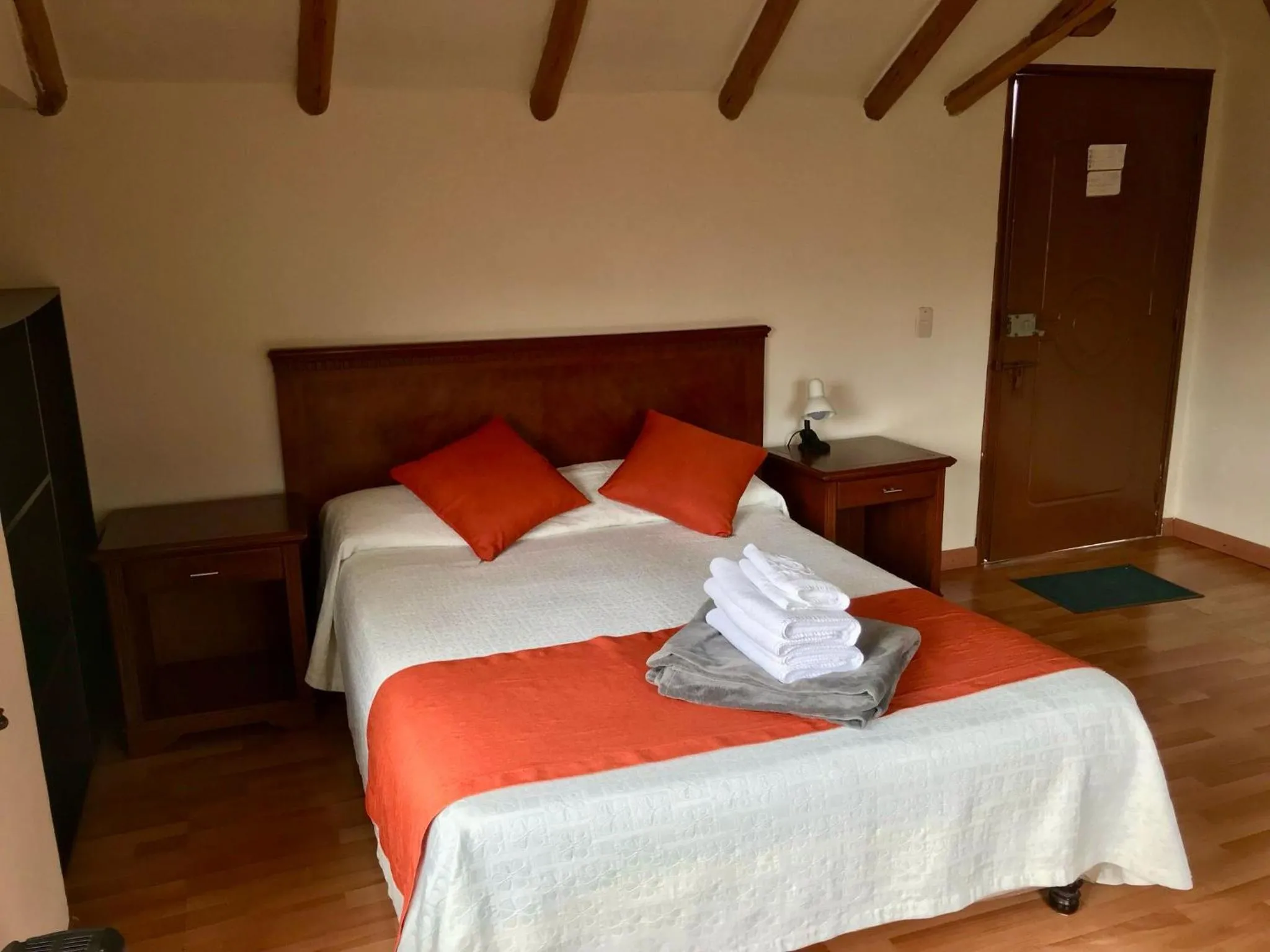 hotel el portal de las Flores, Alojamiento Rural