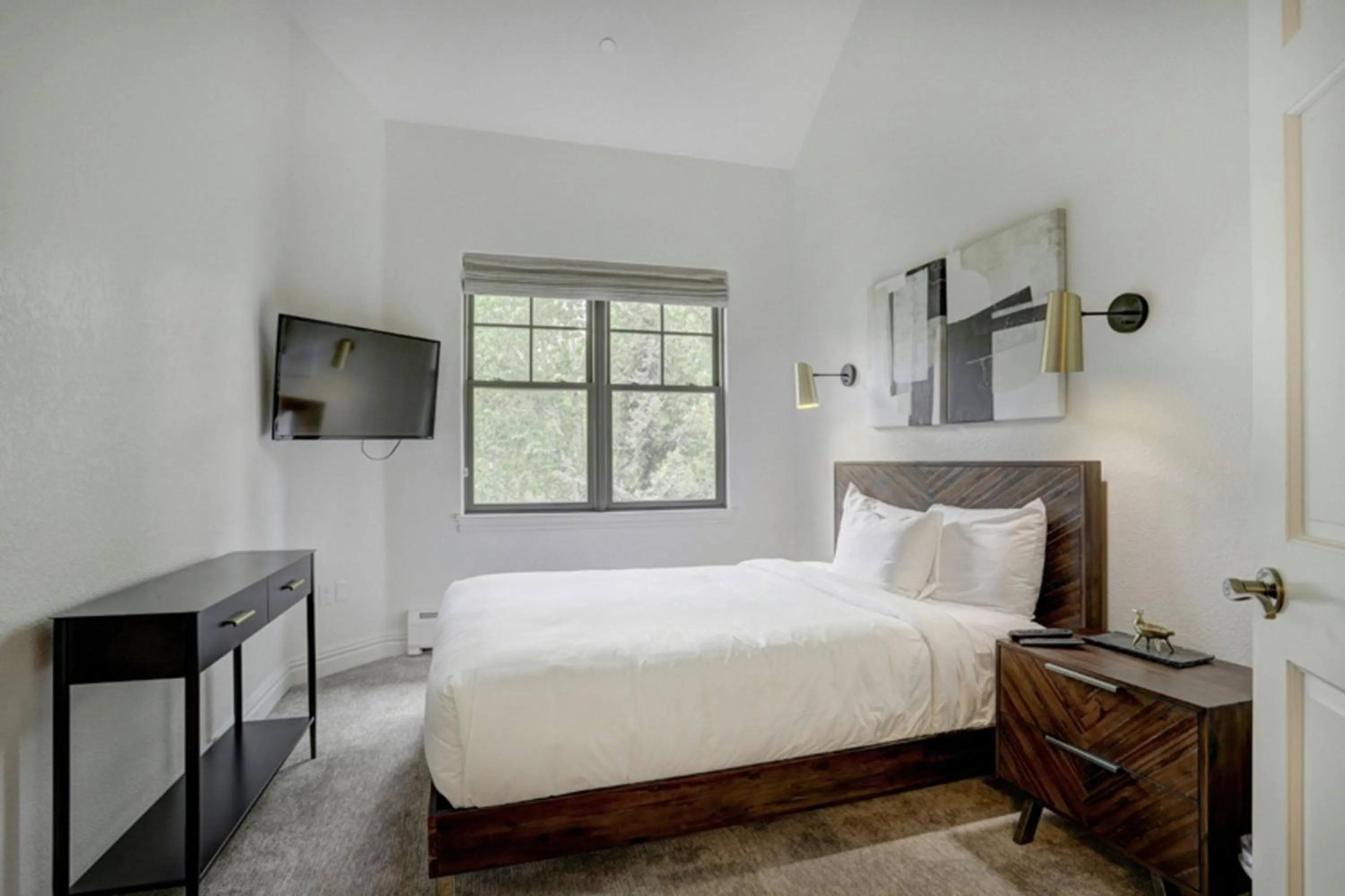 Bedroom, Bed in Lodge at Brookside, A Vail Resorts Property