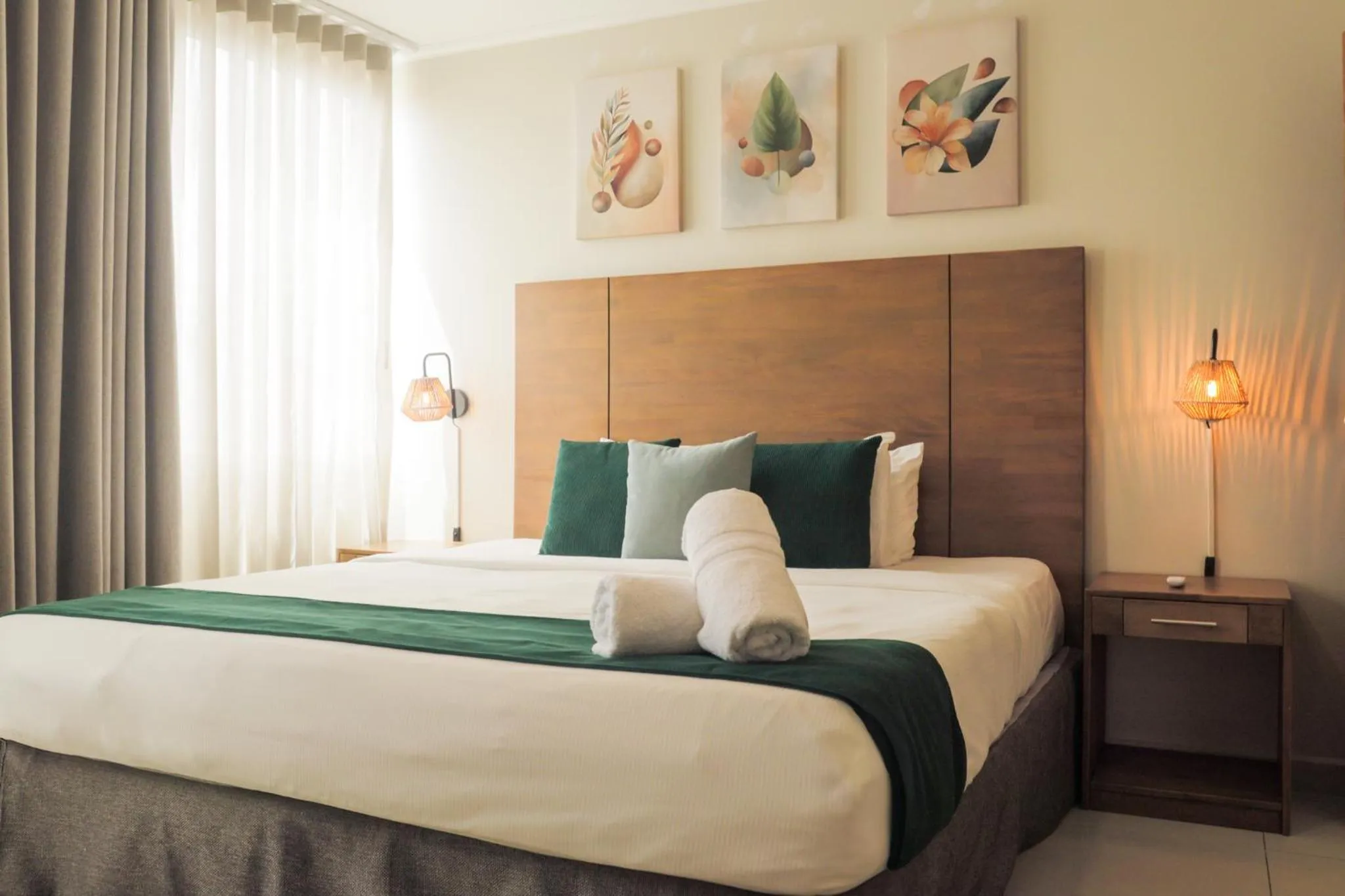 Bedroom, Bed in Majestic City Suites & Beach Hotel