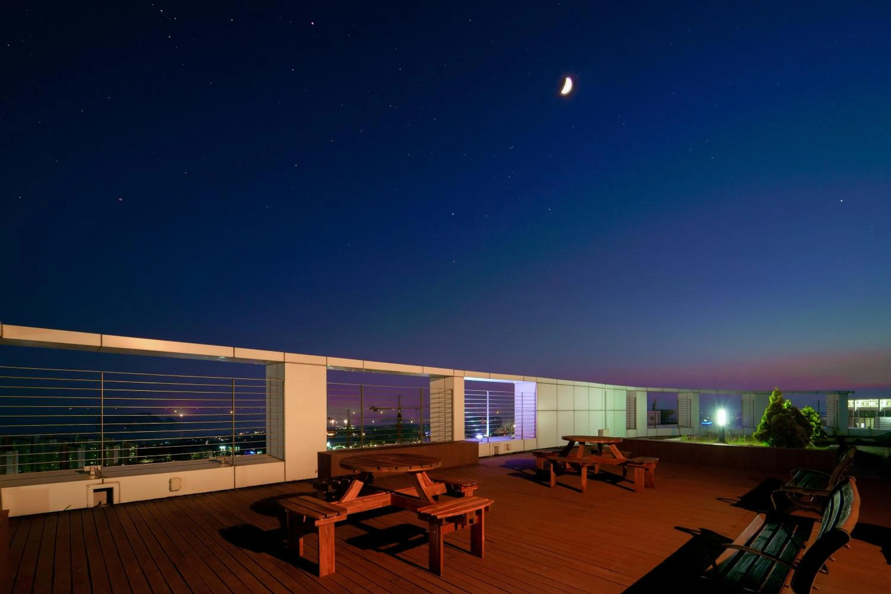 Property building in Eastern Hotel Jeju