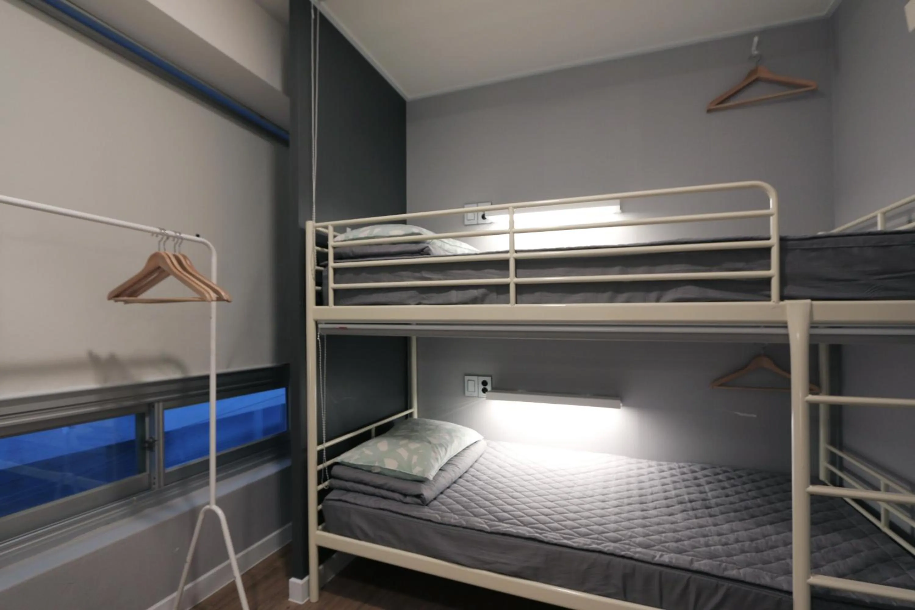 Bedroom, Bed in Blueboat Hostel Haeundae