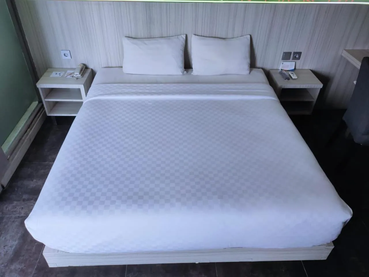 Bed in Grand Kolopaking Hotel