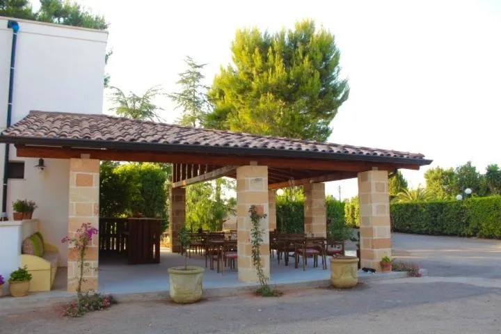 Gli Allori - Fuga dalla città