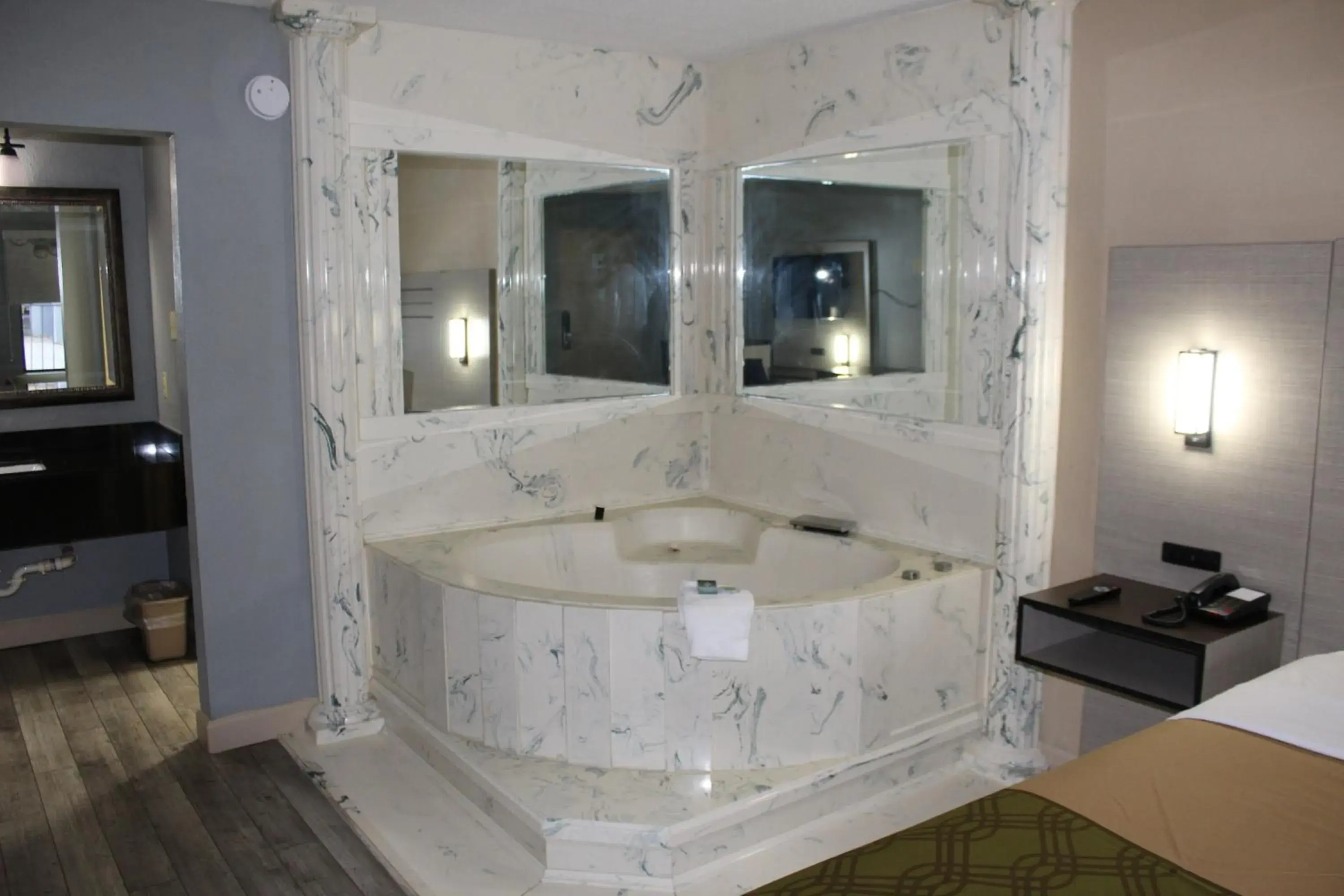 Milan inn & Suites Milan inn & Suites