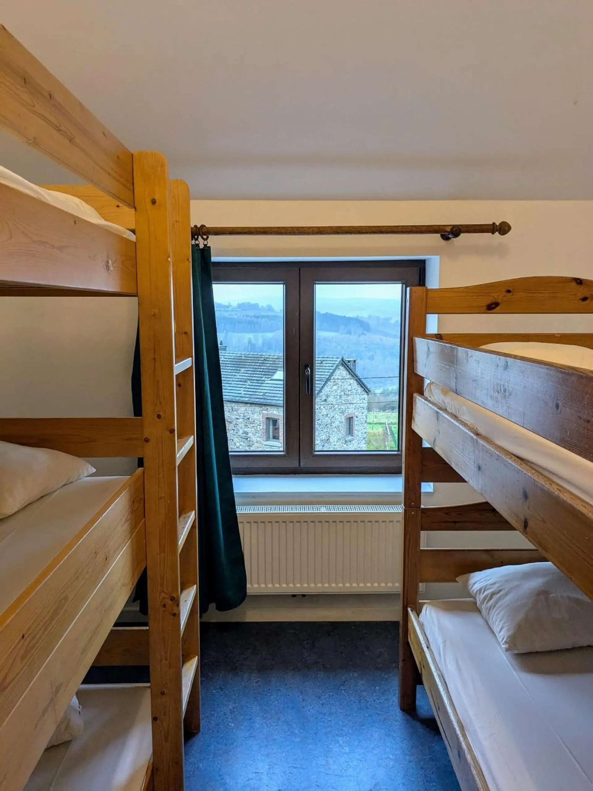 Photo of the whole room, Bed in Le Fagotin - Youth hostel
