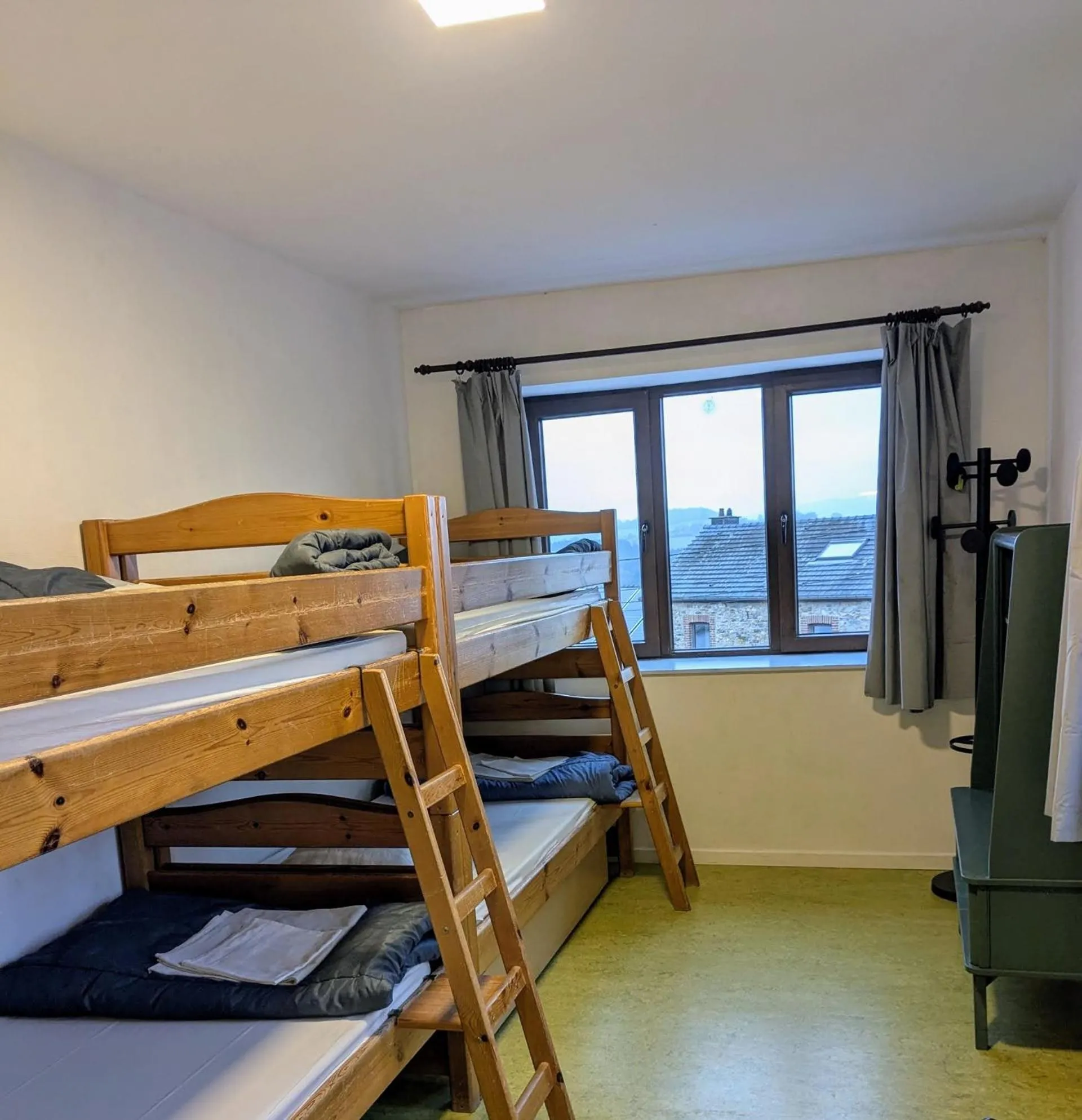Photo of the whole room, Bed in Le Fagotin - Youth hostel