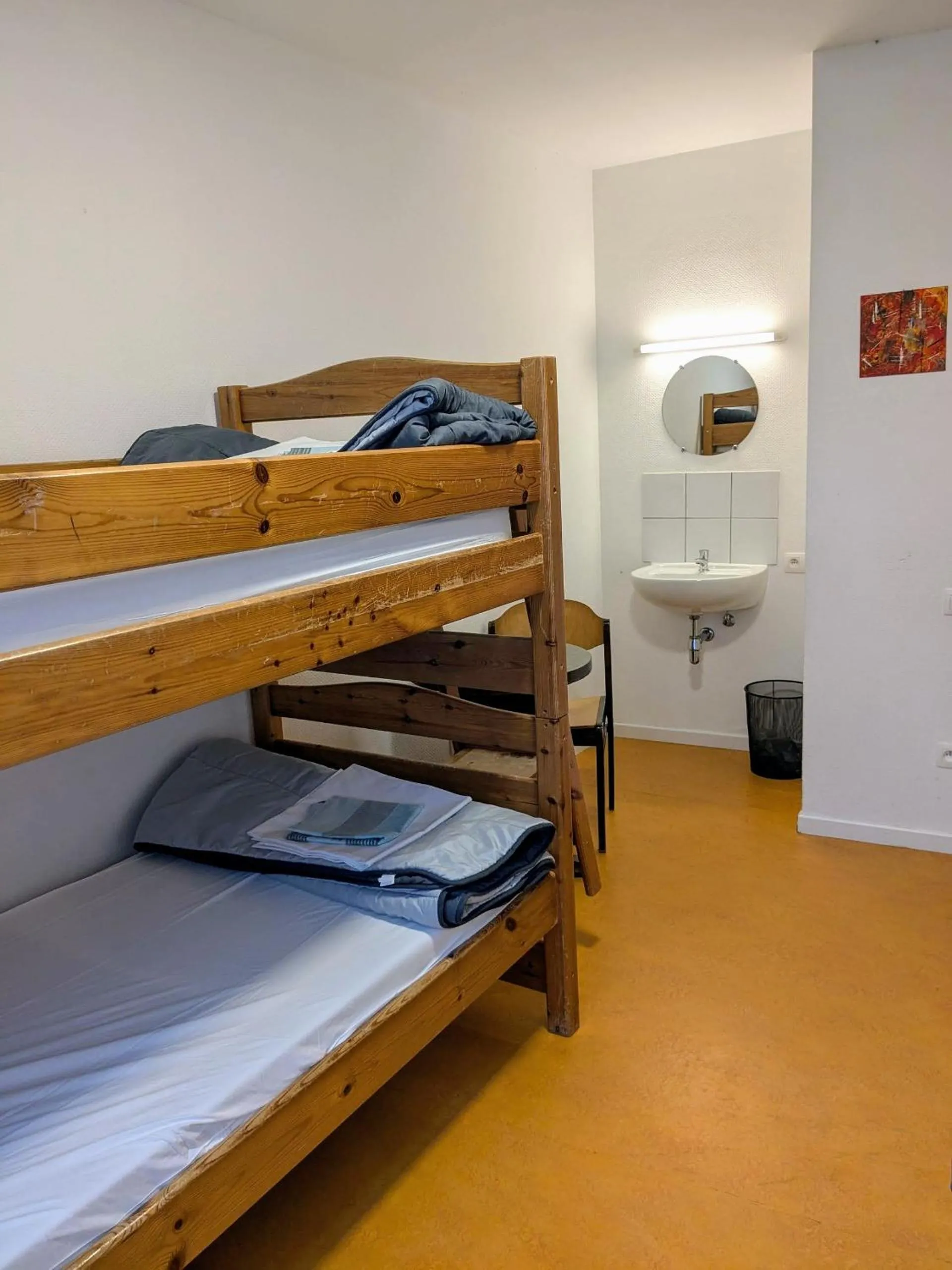 Bedroom, Bed in Le Fagotin - Youth hostel