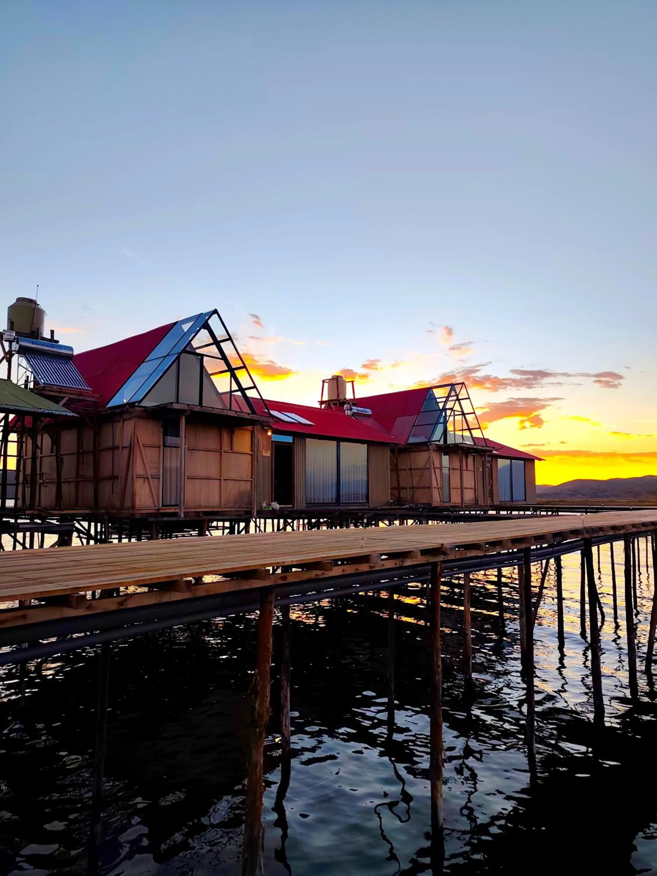 Uros Killa Lodge