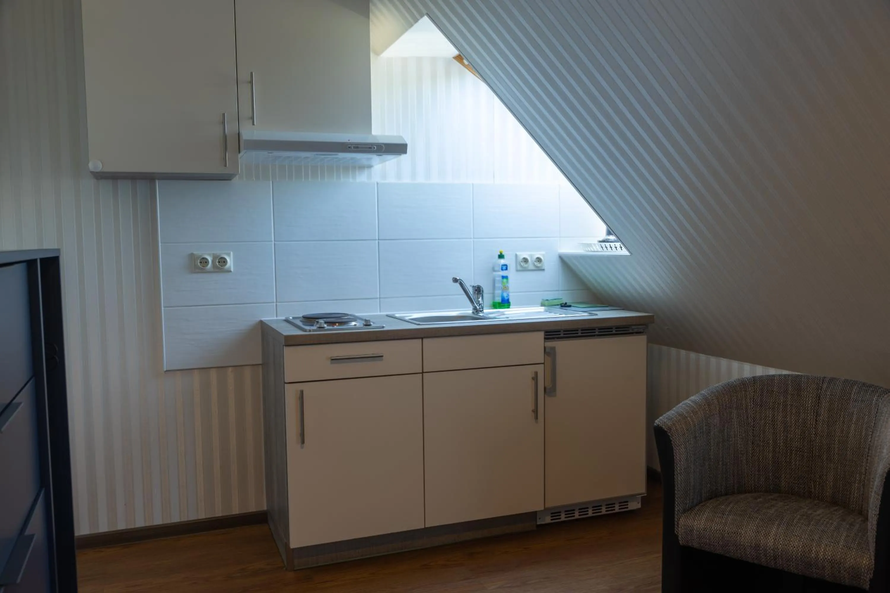 Kitchen or kitchenette in Spielzeughotel Sonneberg