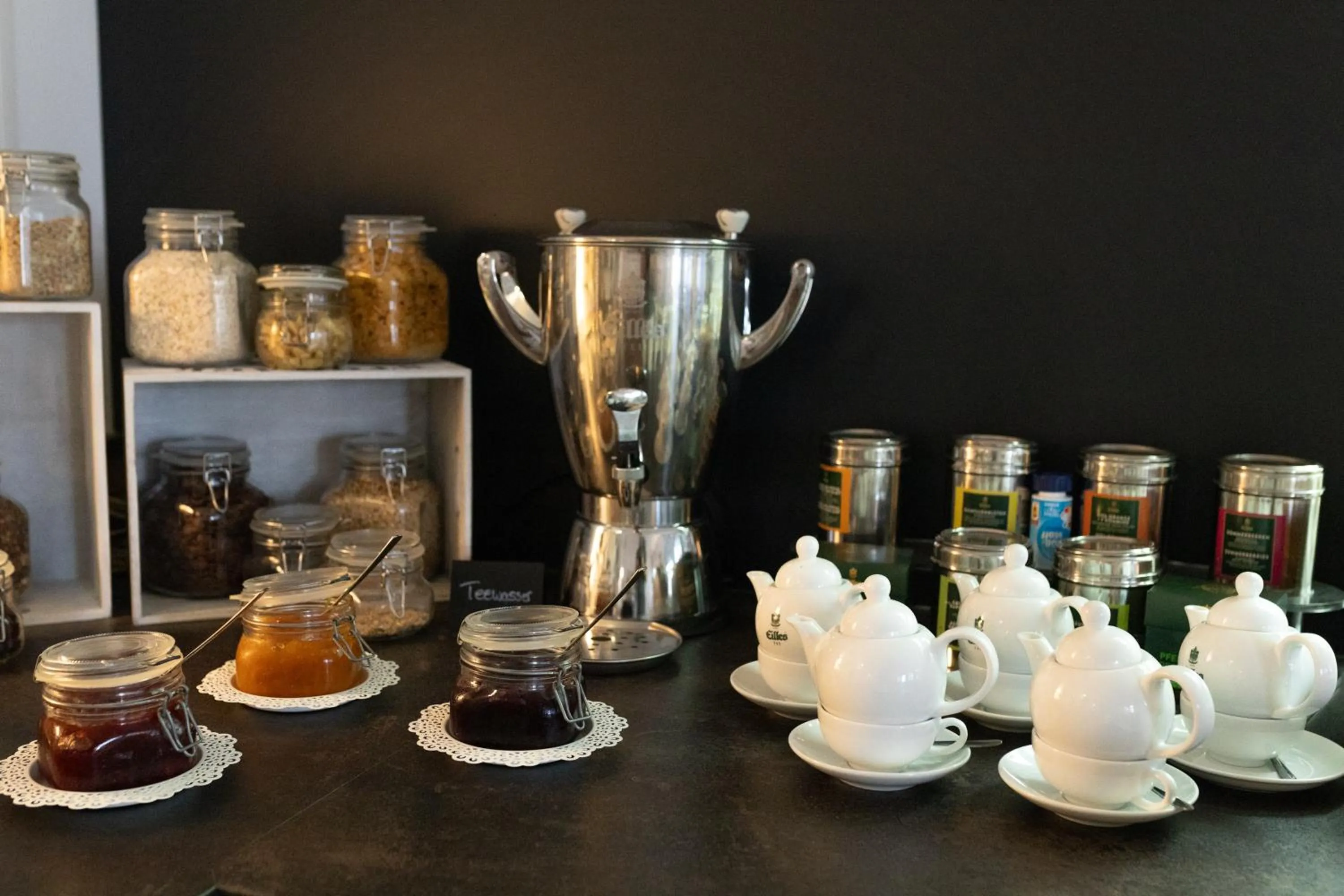 Buffet breakfast in Spielzeughotel Sonneberg