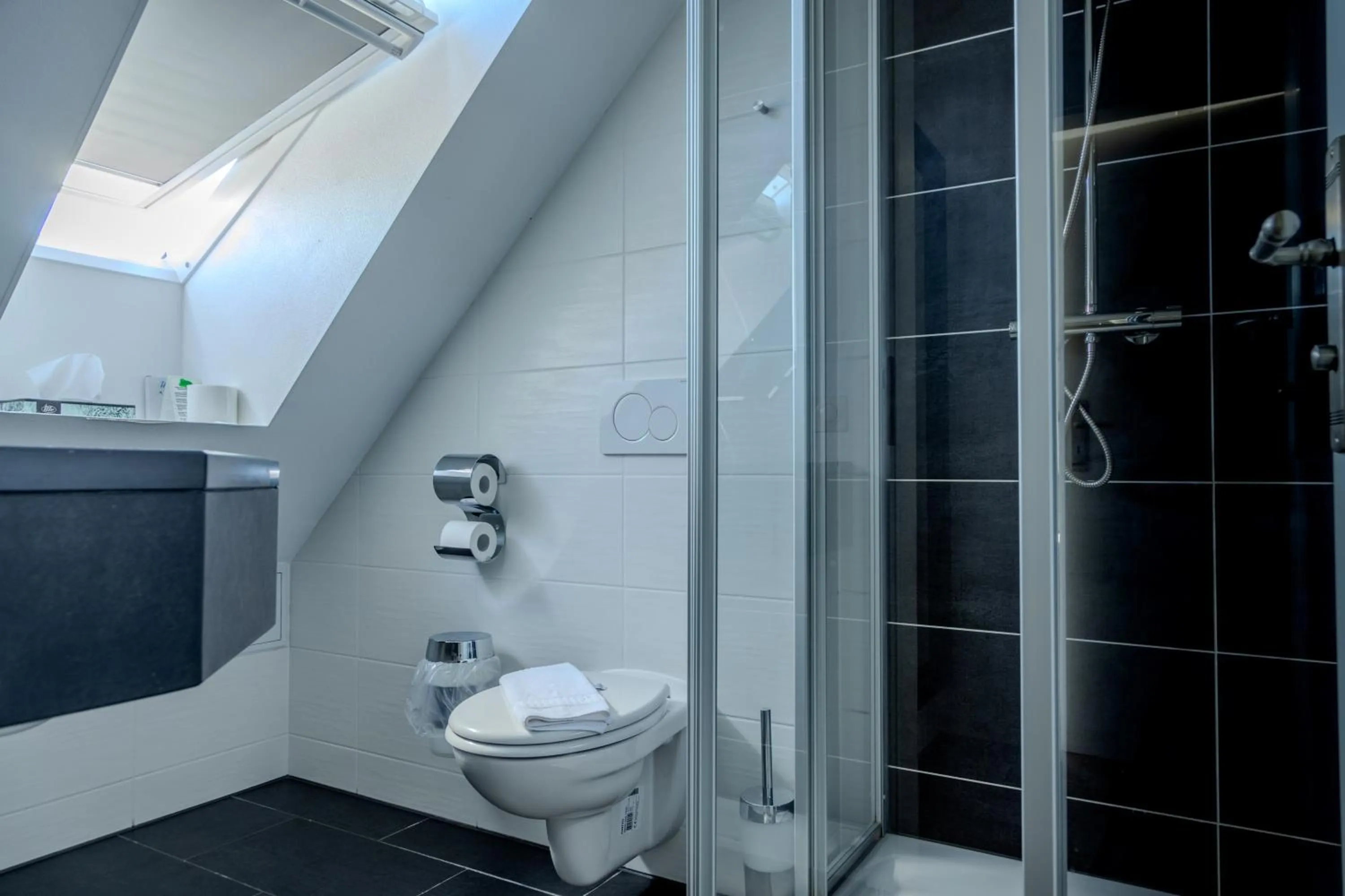 Bathroom in Spielzeughotel Sonneberg