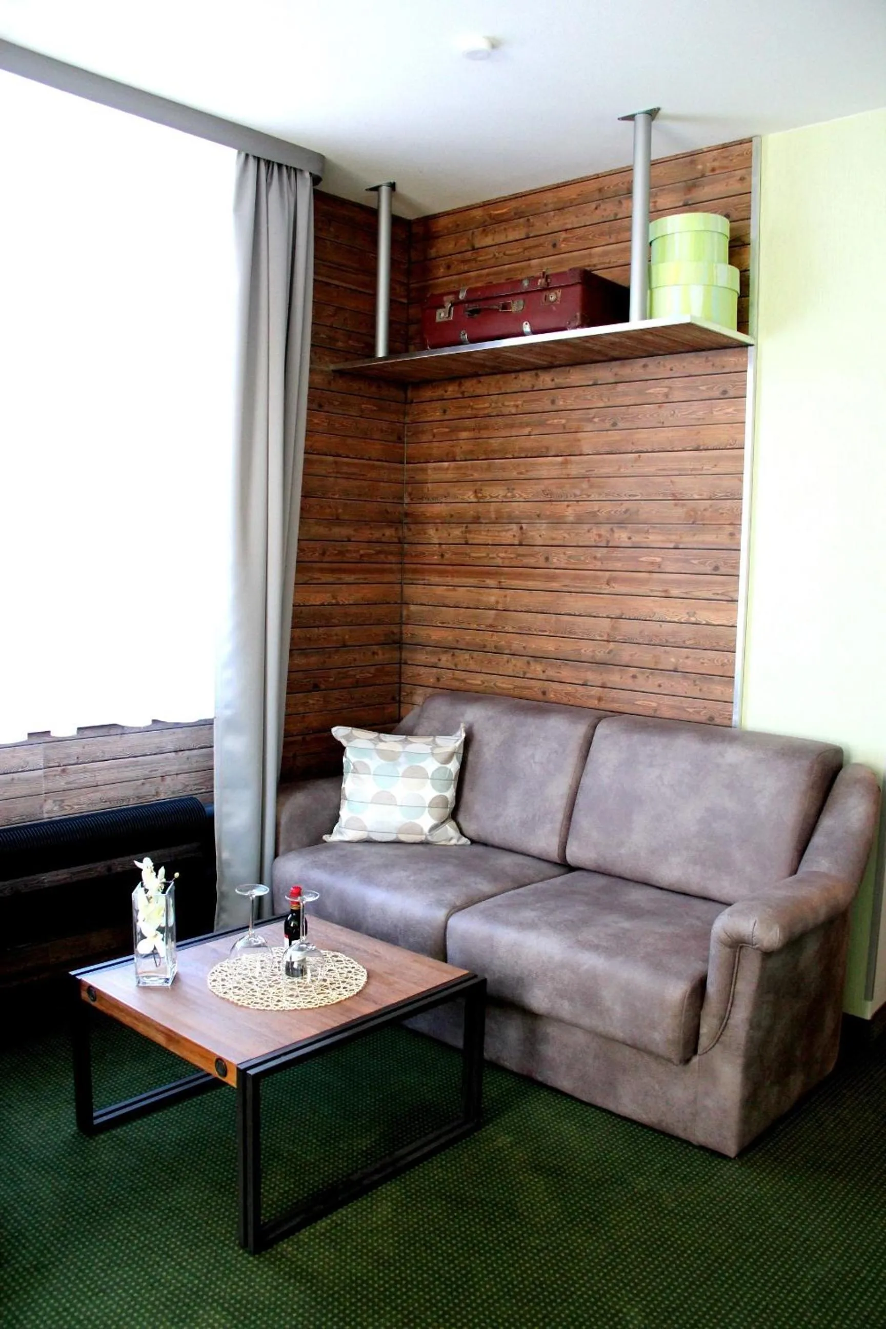 Photo of the whole room in Spielzeughotel Sonneberg