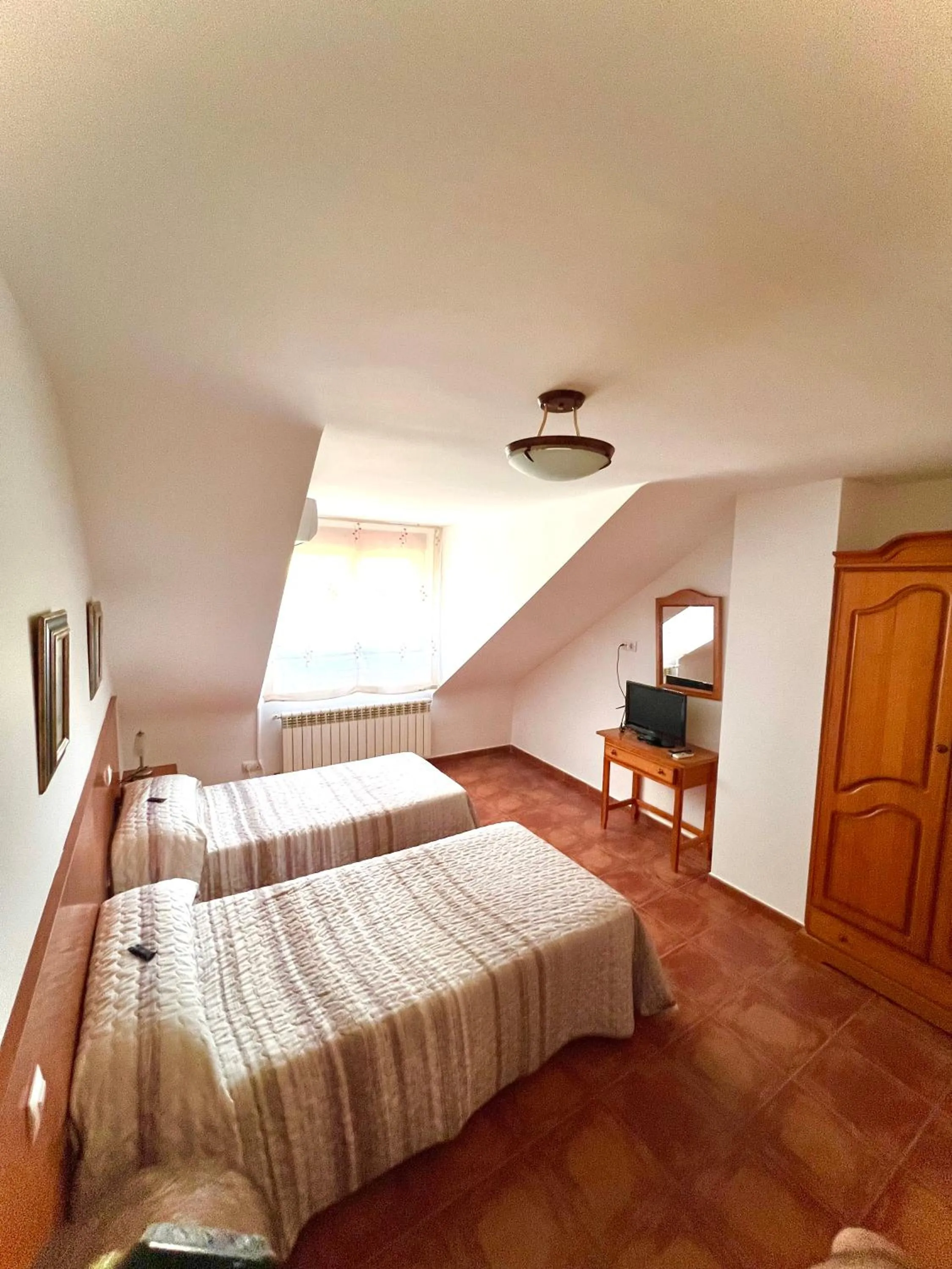 Bed in Hotel Puente de Piedra