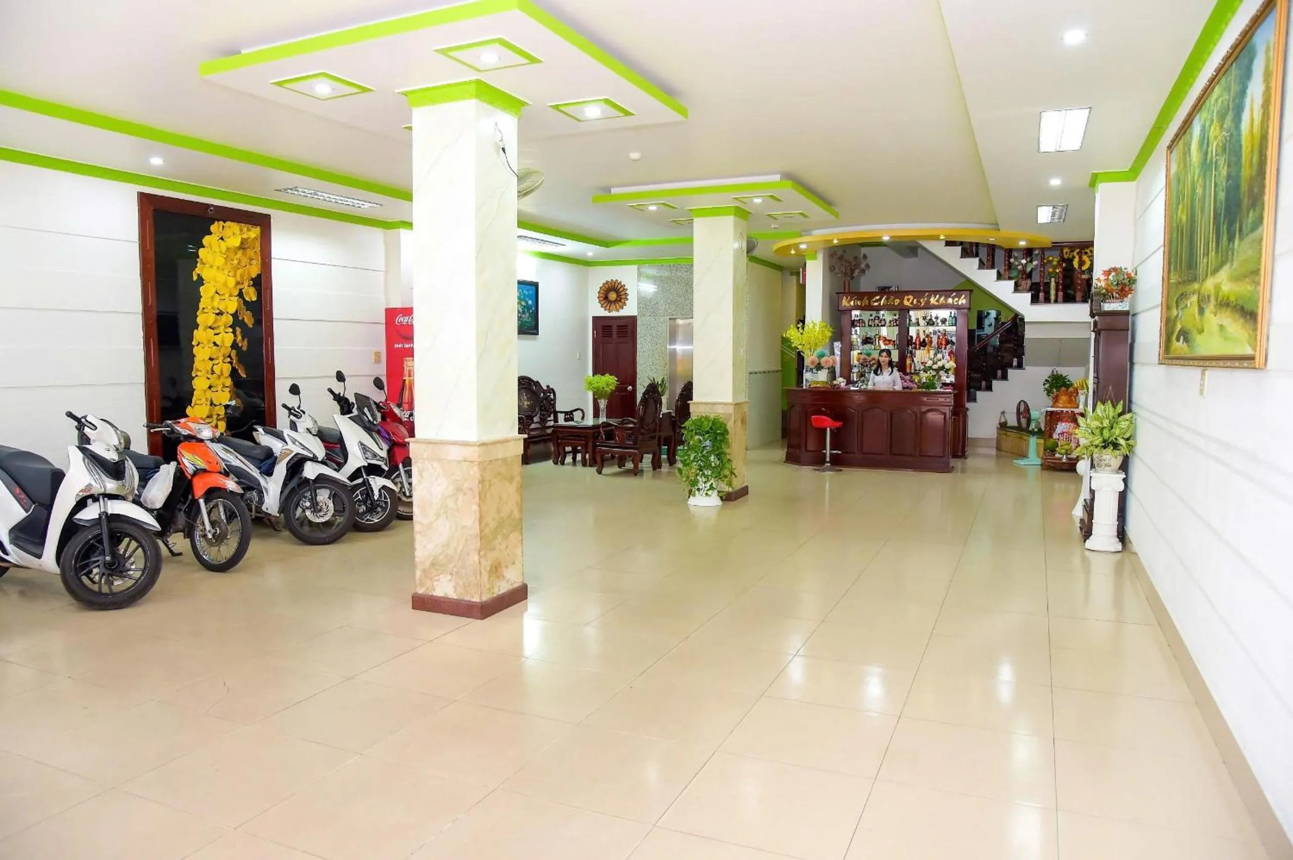 Thanh Tùng Hotel