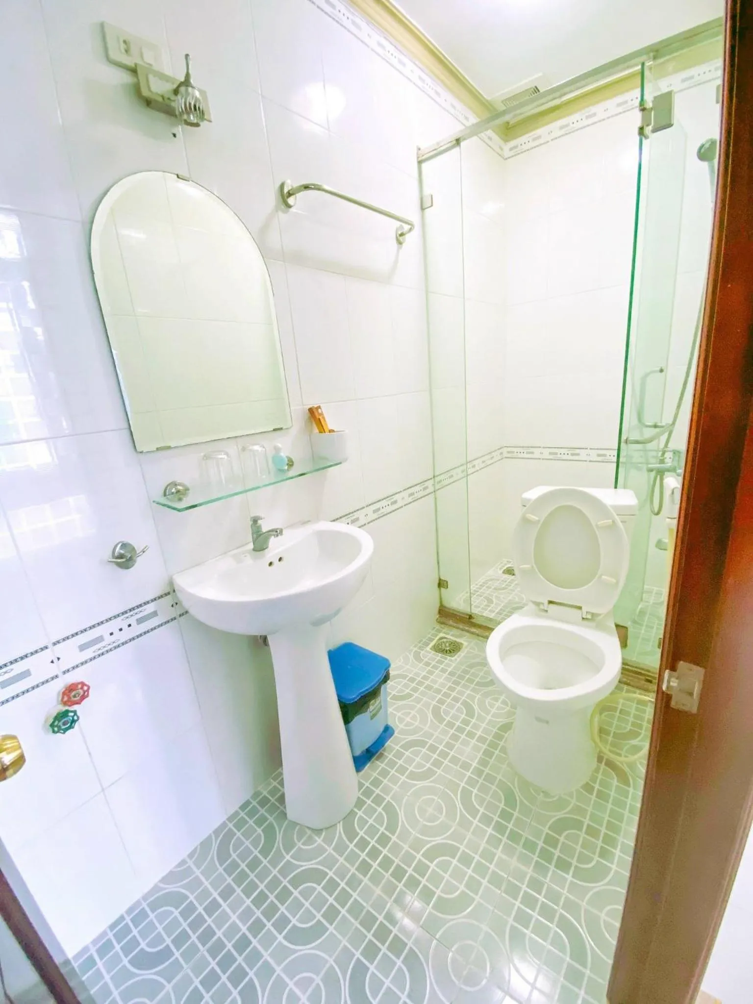 Deluxe Double Room in Thanh Tùng Hotel